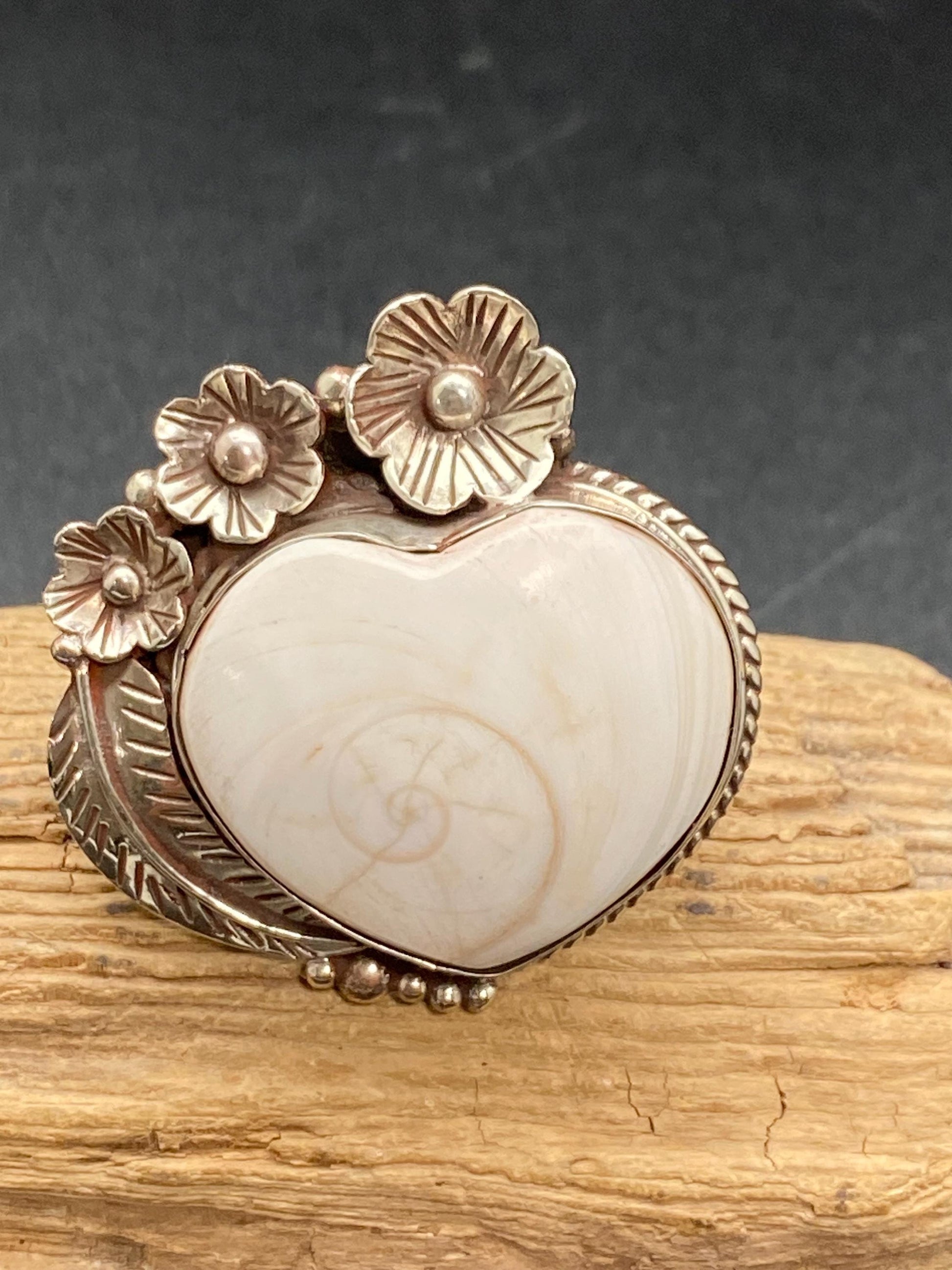 shell ring , heart shape ring,Shiva shell ,handcrafted, Tibetan silver,ethnic style,Himalayan, Nepalese