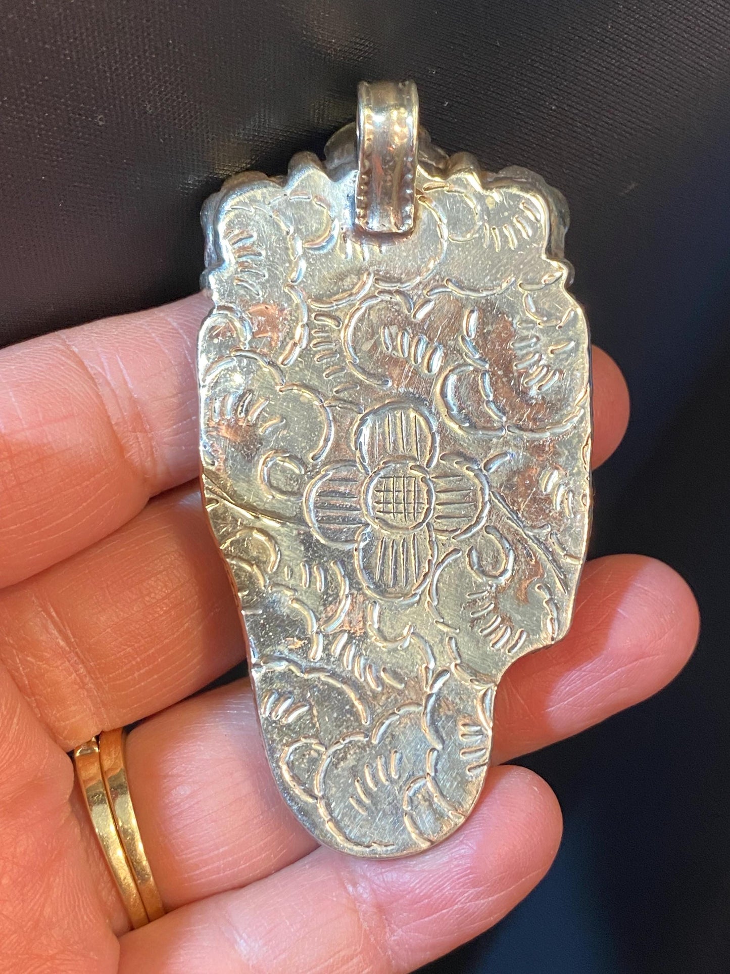 Elephant pendant, Bone carved pendant,handcrafted,Tibetan silver,Turquoise pendant,flower,ethnic style,