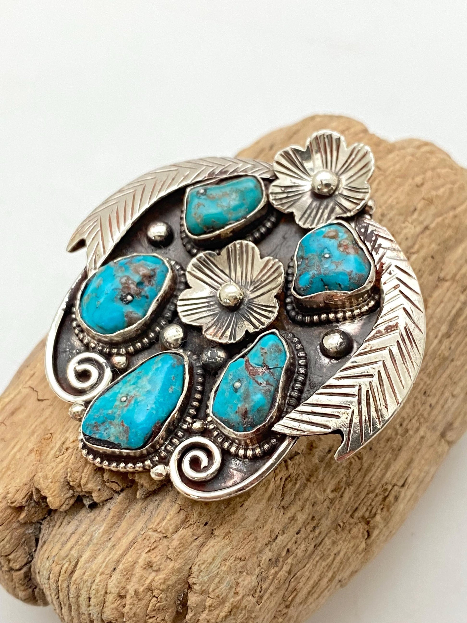 Turquoise pendant,flower pendant, handcrafted,Tibetan silver, ethnic style, floral design,Nepalese