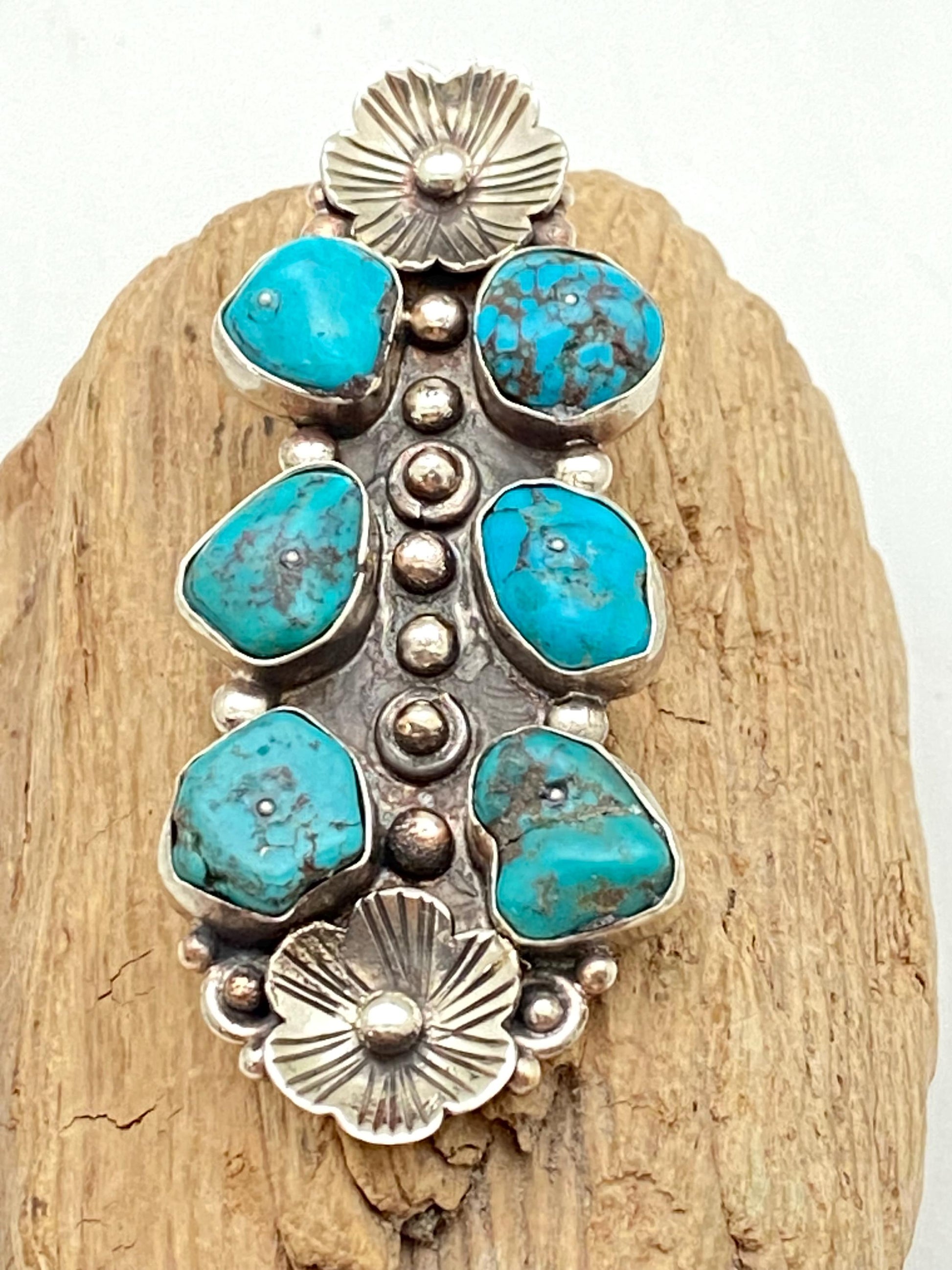 Turquoise pendant, floral pendant, Tibetan réposse silver, handcrafted,Himalayan Nepalese