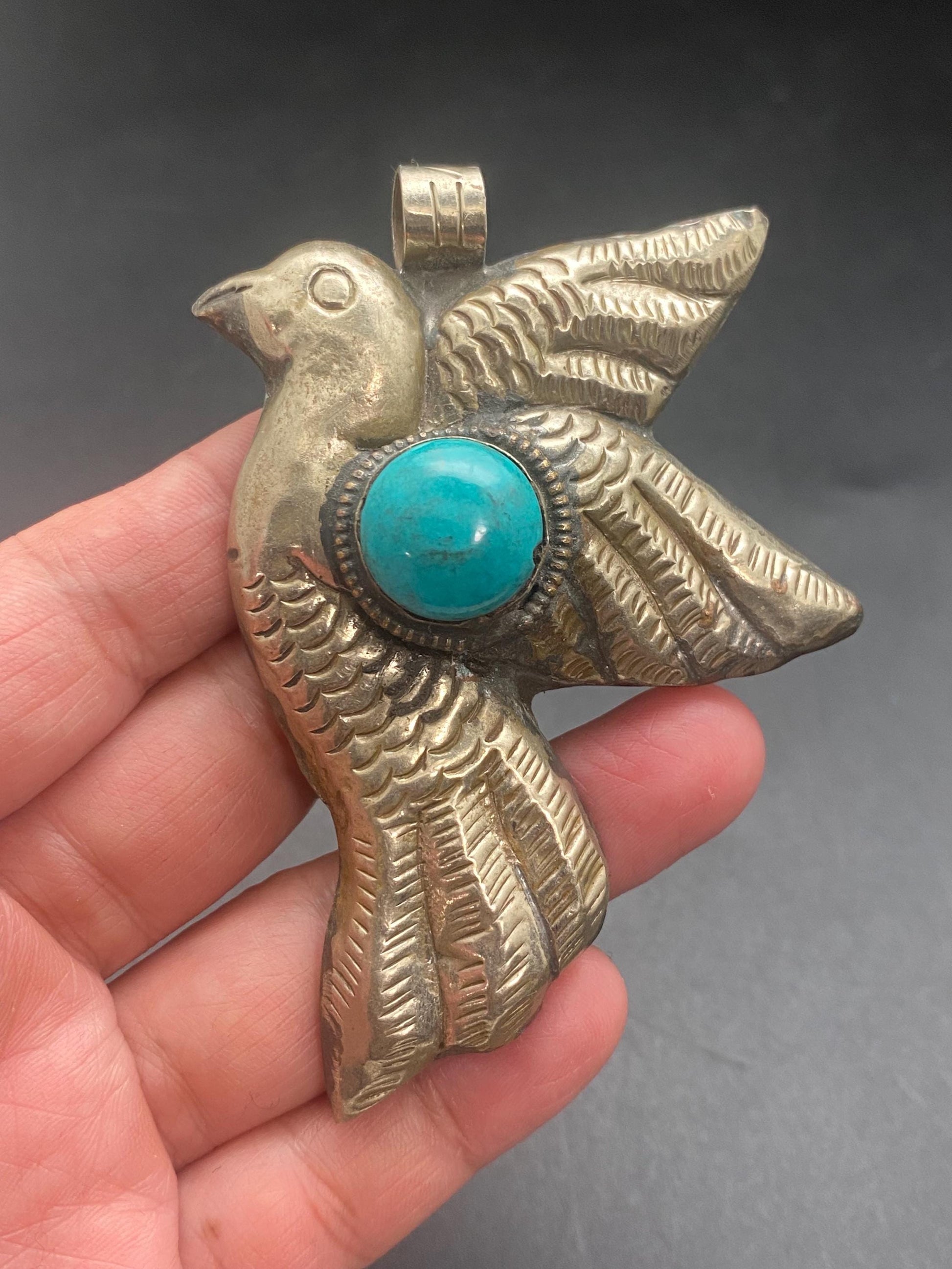 bird pendant,howlite turquoise, handcrafted,Tibetan silver,ethnic style,Nepalese