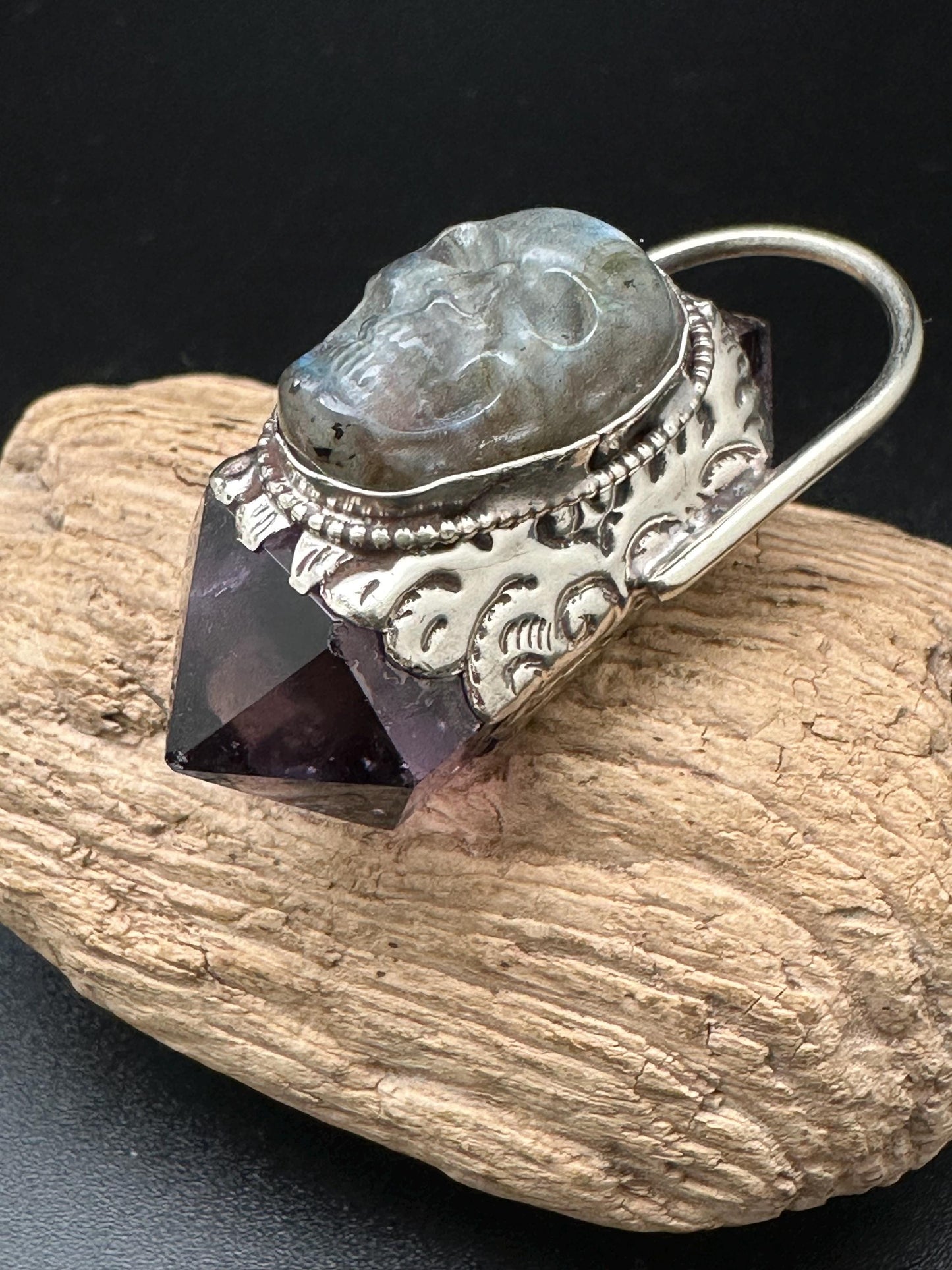 healing pendant, amethyst, labradorite skull spiritual amulet,