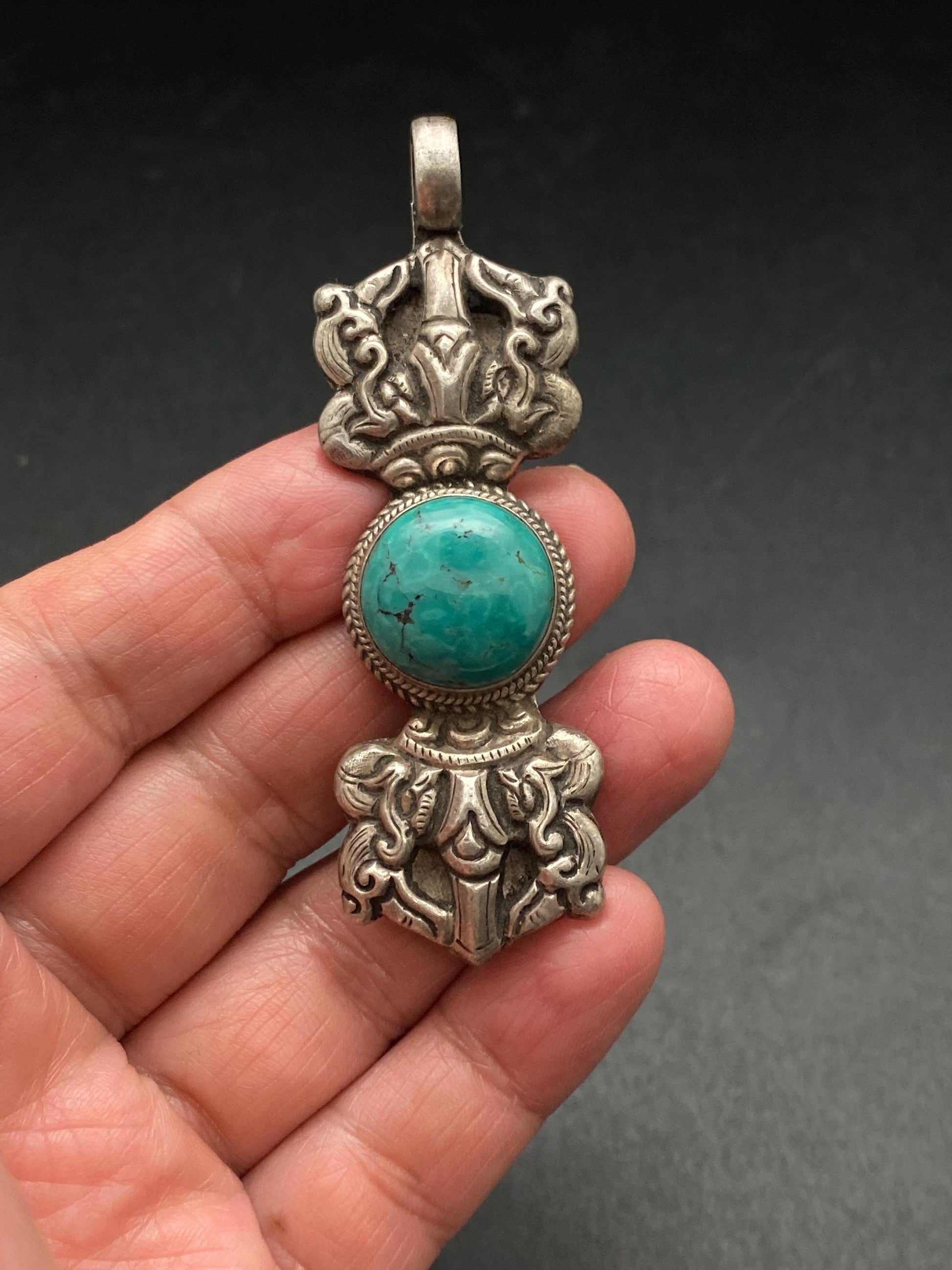 Vajra, dorje, Buddhist amulet pendant,Turquoise,handcrafted,Sterling silver,Ritual object,meditation,spiritual