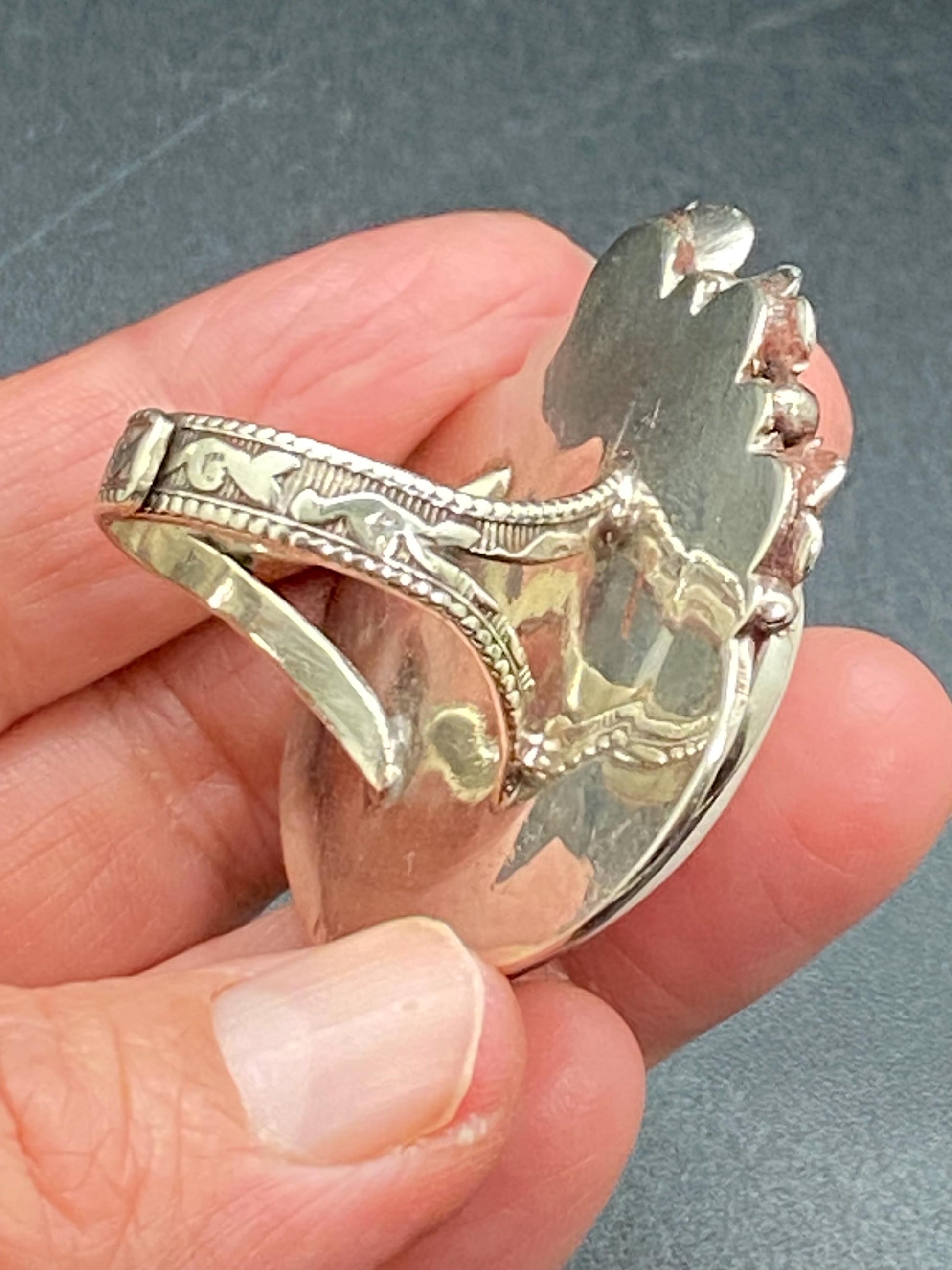 shell ring , heart shape ring,Shiva shell ,handcrafted, Tibetan silver,ethnic style,Himalayan, Nepalese