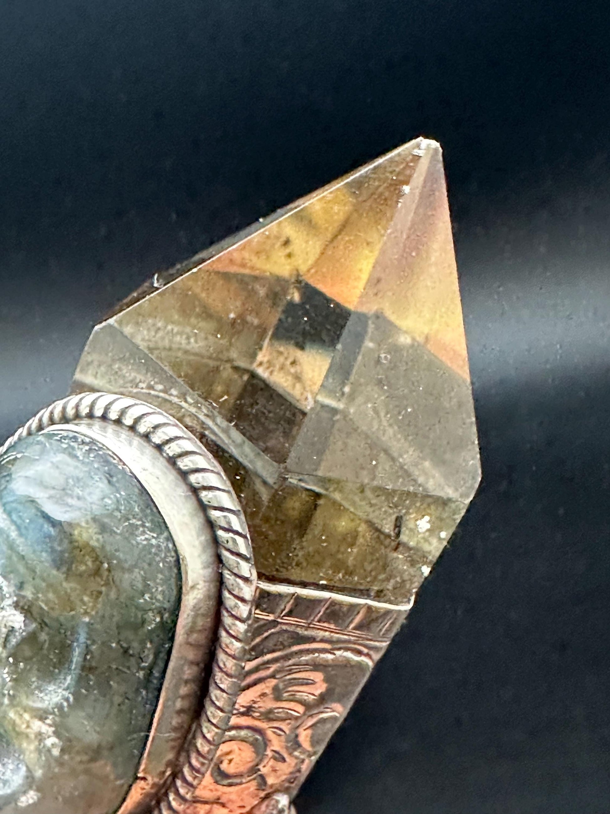 natural citrine with Buddha, healing pendant, master handcrafted with Tibetan silver
