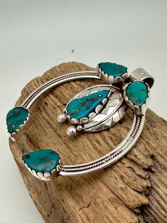 Squash Blossom pendant,sterling silver,, turquoise pendant,natural stone, handcrafted