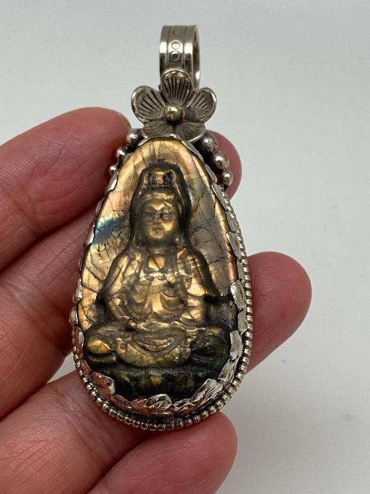 Handcrafted Labradorite Kwan Yin Pendant: Tibetan Silver, Nepalese