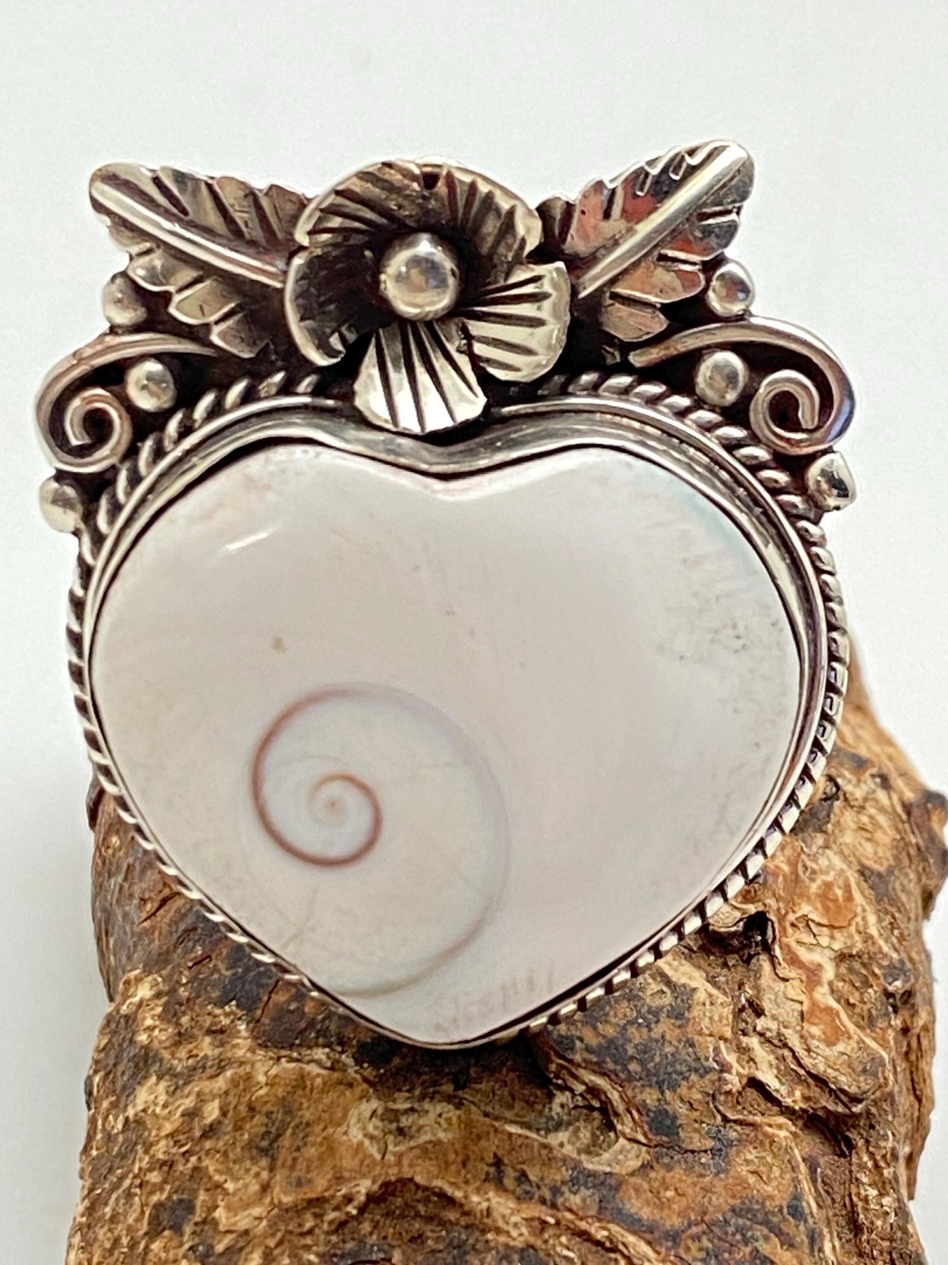Heart shape ring,shell ring, handcrafted,Tibetan silver,Himalayan, Nepalese