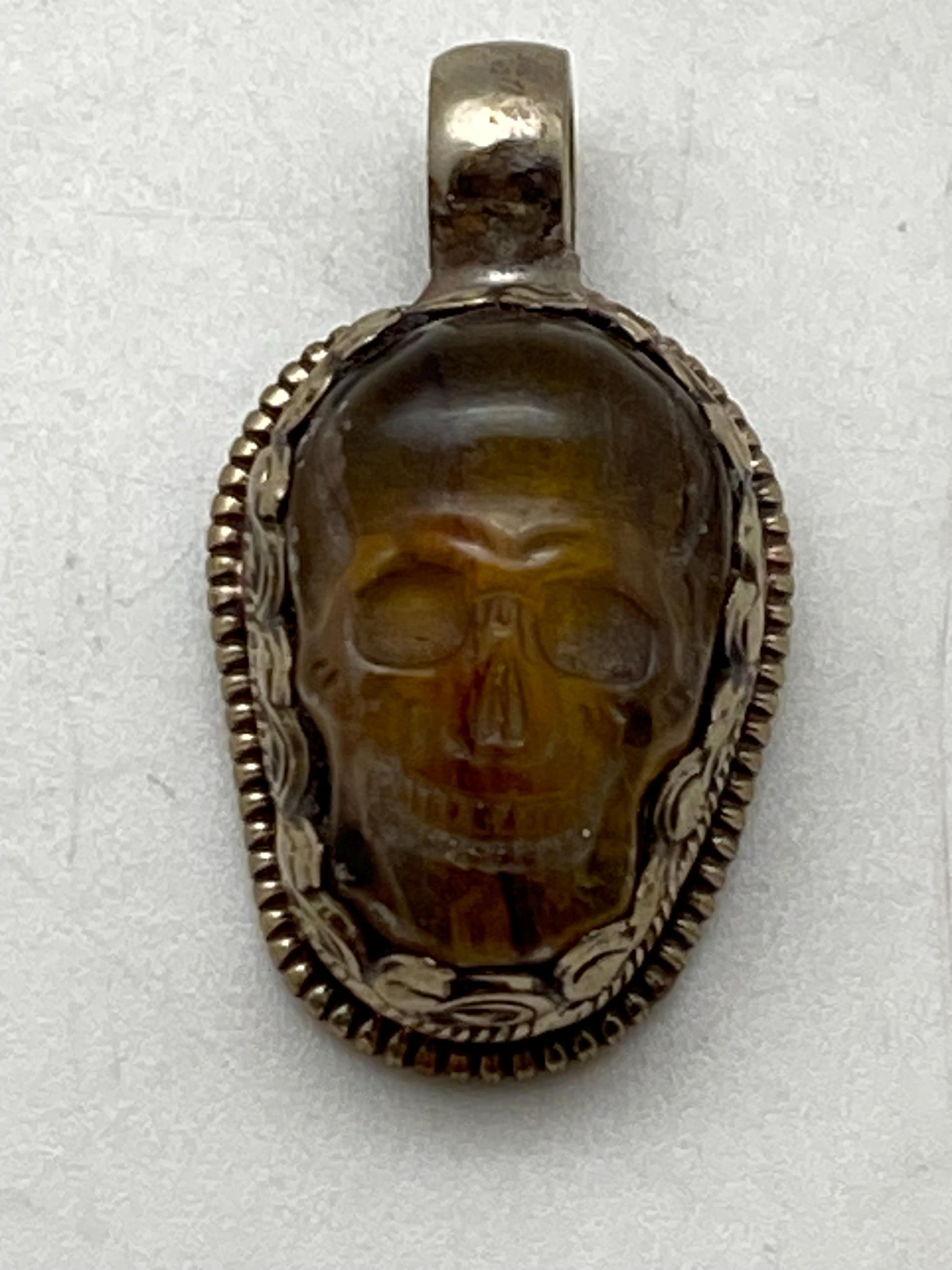 fluorite skull pendant, handcrafted,Tibetan silver,Nepalese