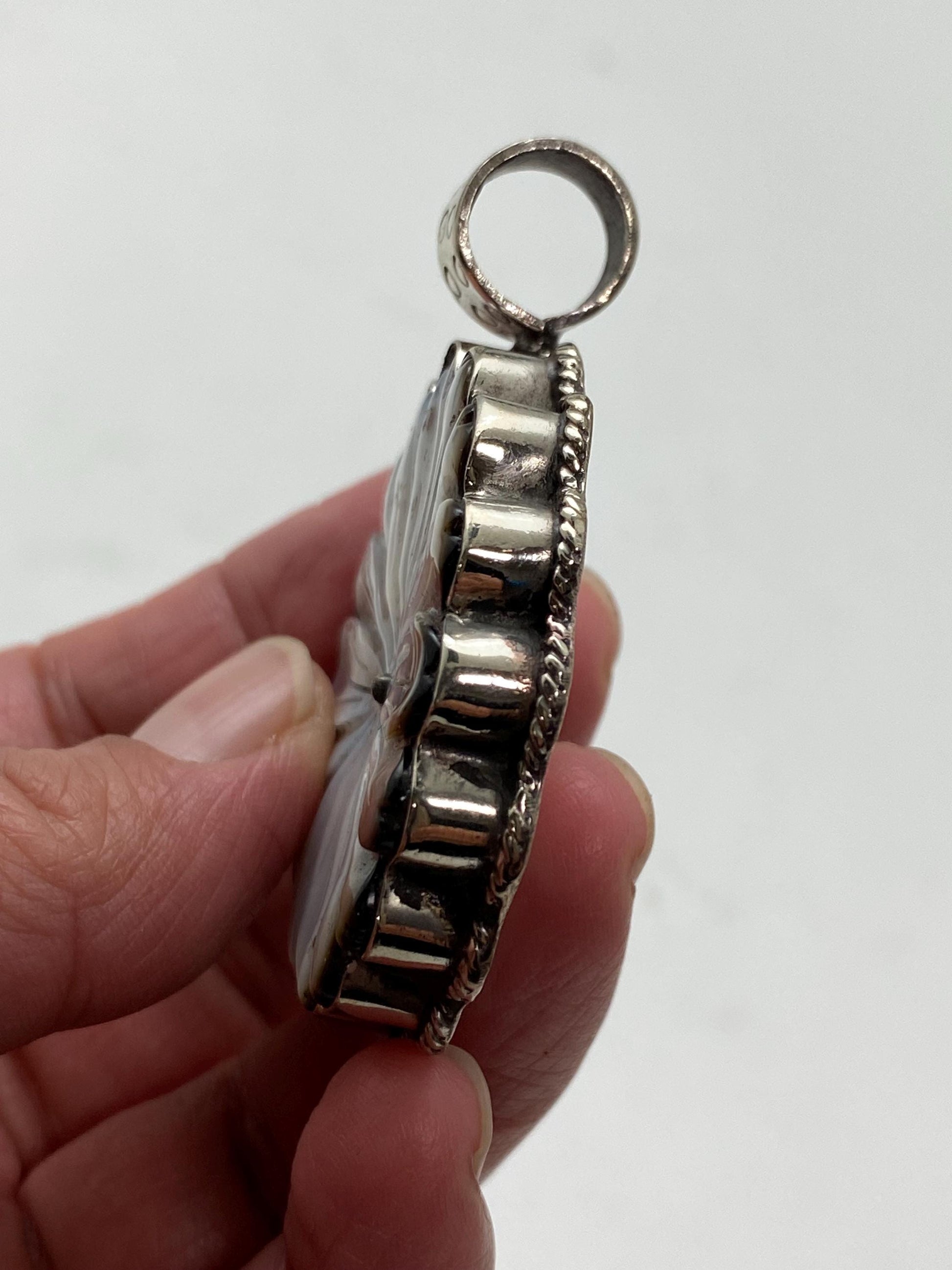 Mother of pearl flower pendant, handcrafted, Tibetan silver, ethnic style,Nepalese