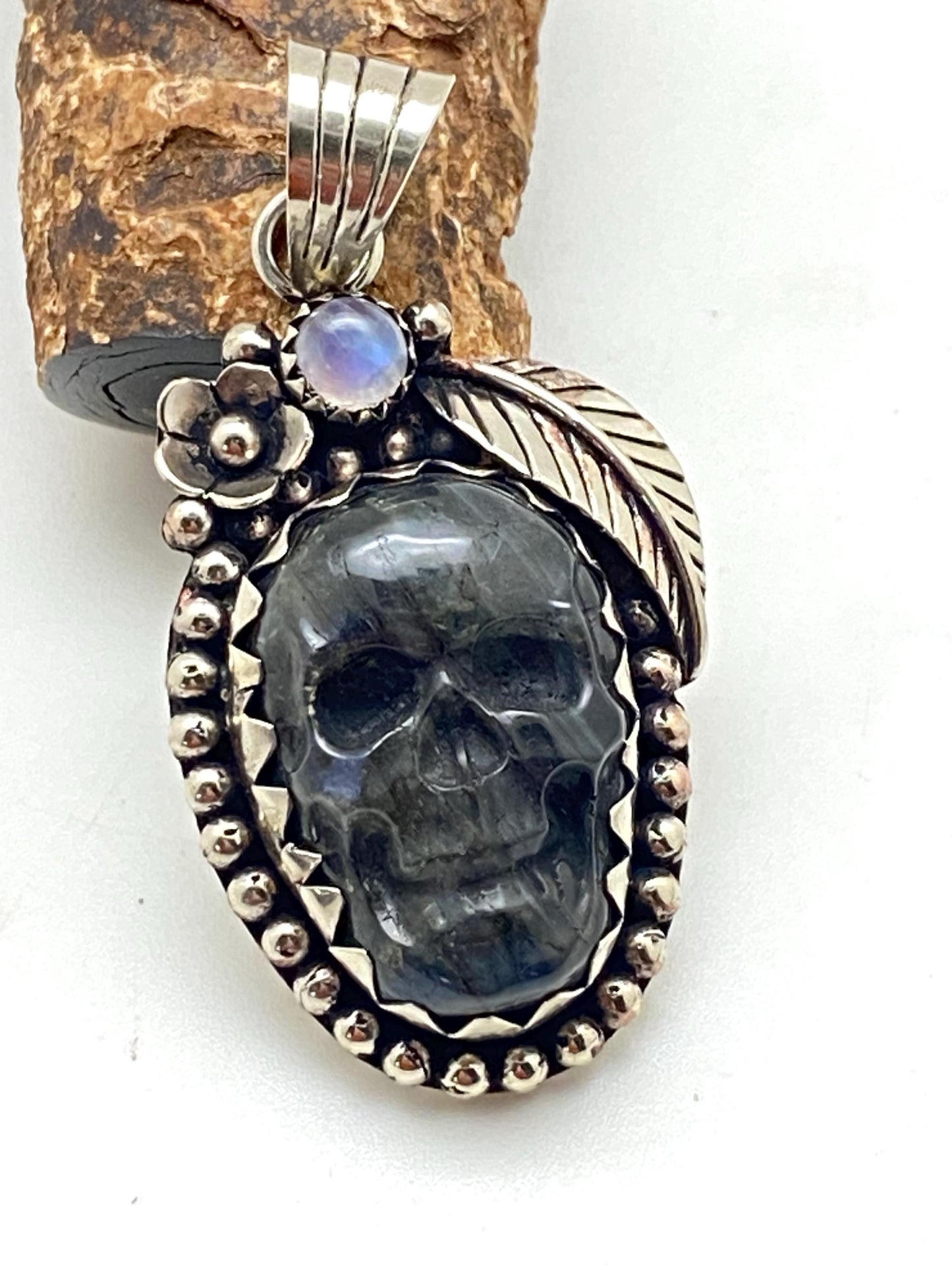 labradorite carved skull pendant,Tibetan silver,handcrafted,moonstone ,ethnic style,Nepalese,Himalayan