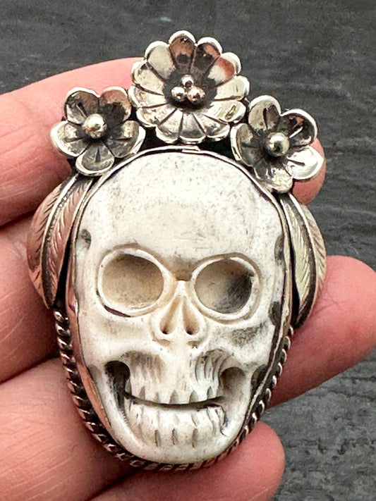 Bone carved skull pendant, handcrafted, floral,Tibetan silver,handmade,flower ,Tibetan jewelry, ethnic design,