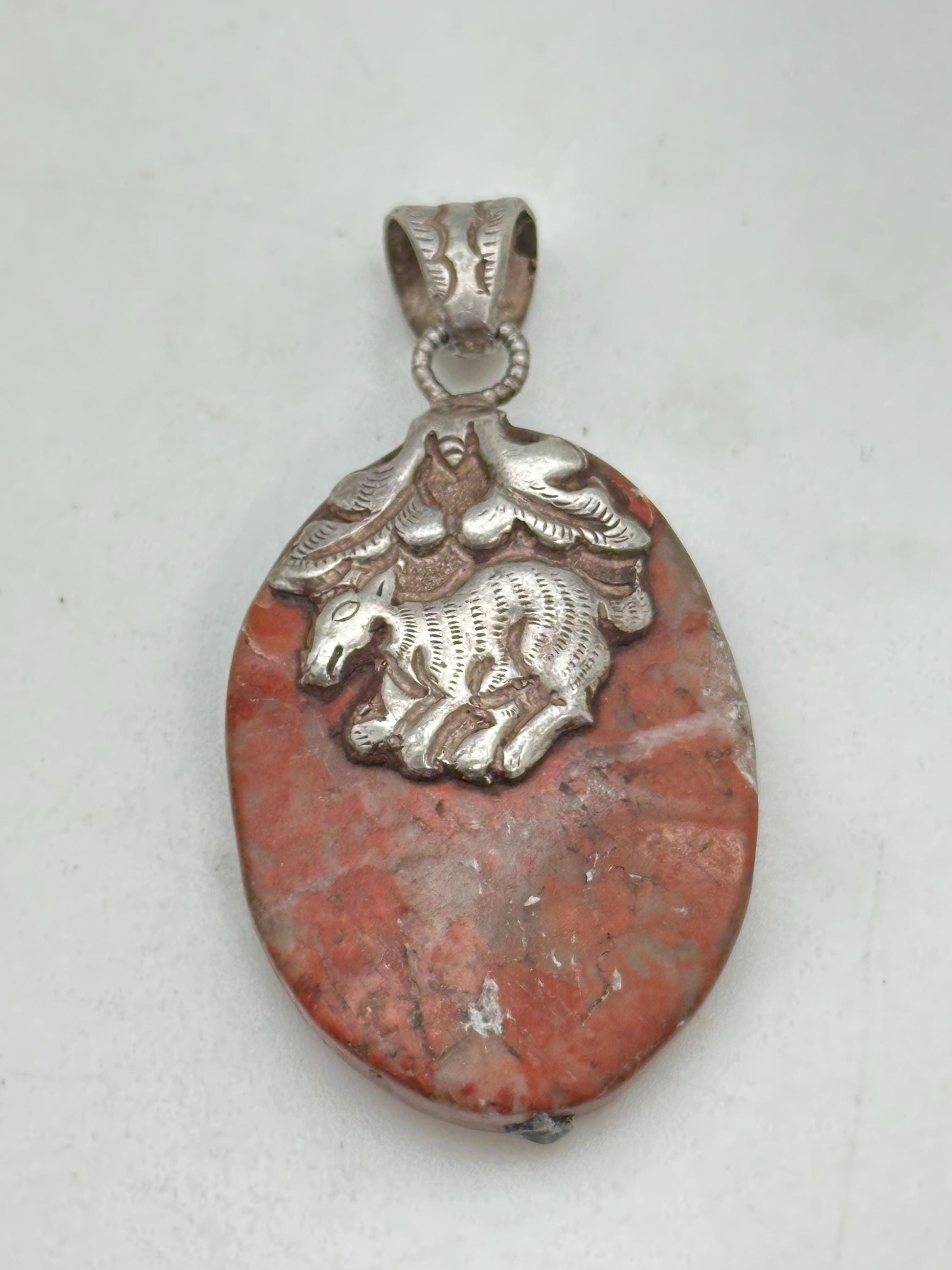 Agate pendant, handcrafted, sterling silver in deer design, ethnic style, Himalayan, Nepalese