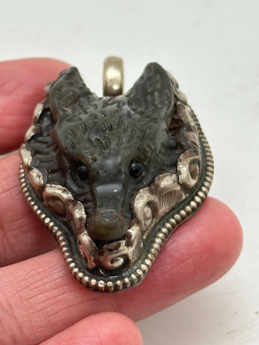 labradorite carved wolf pendant, handcrafted, Tibetan silver, animal lover,