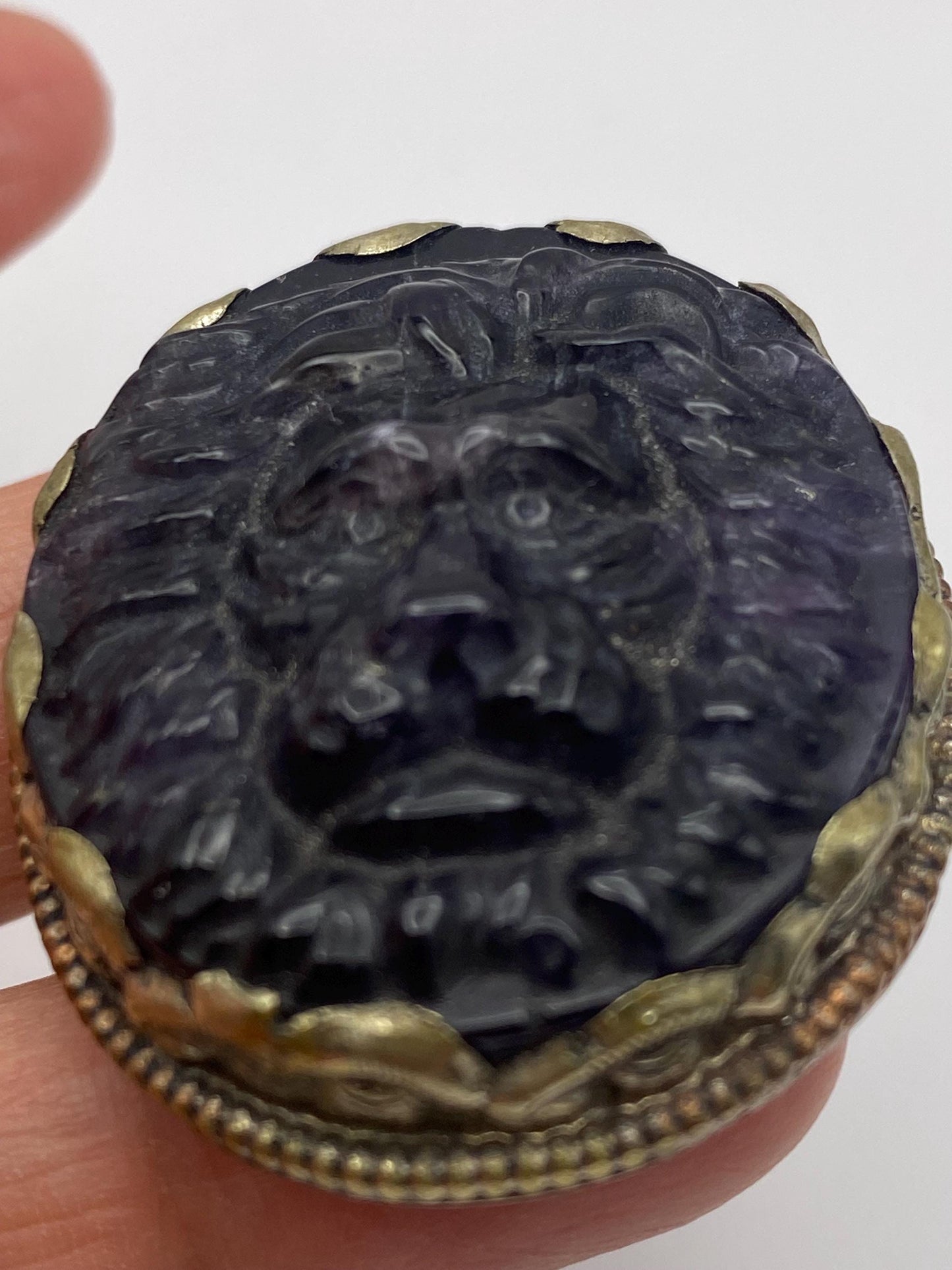 Lion ring, amethyst carved, handcrafted, Tibetan silver,Nepalese,ethnic style