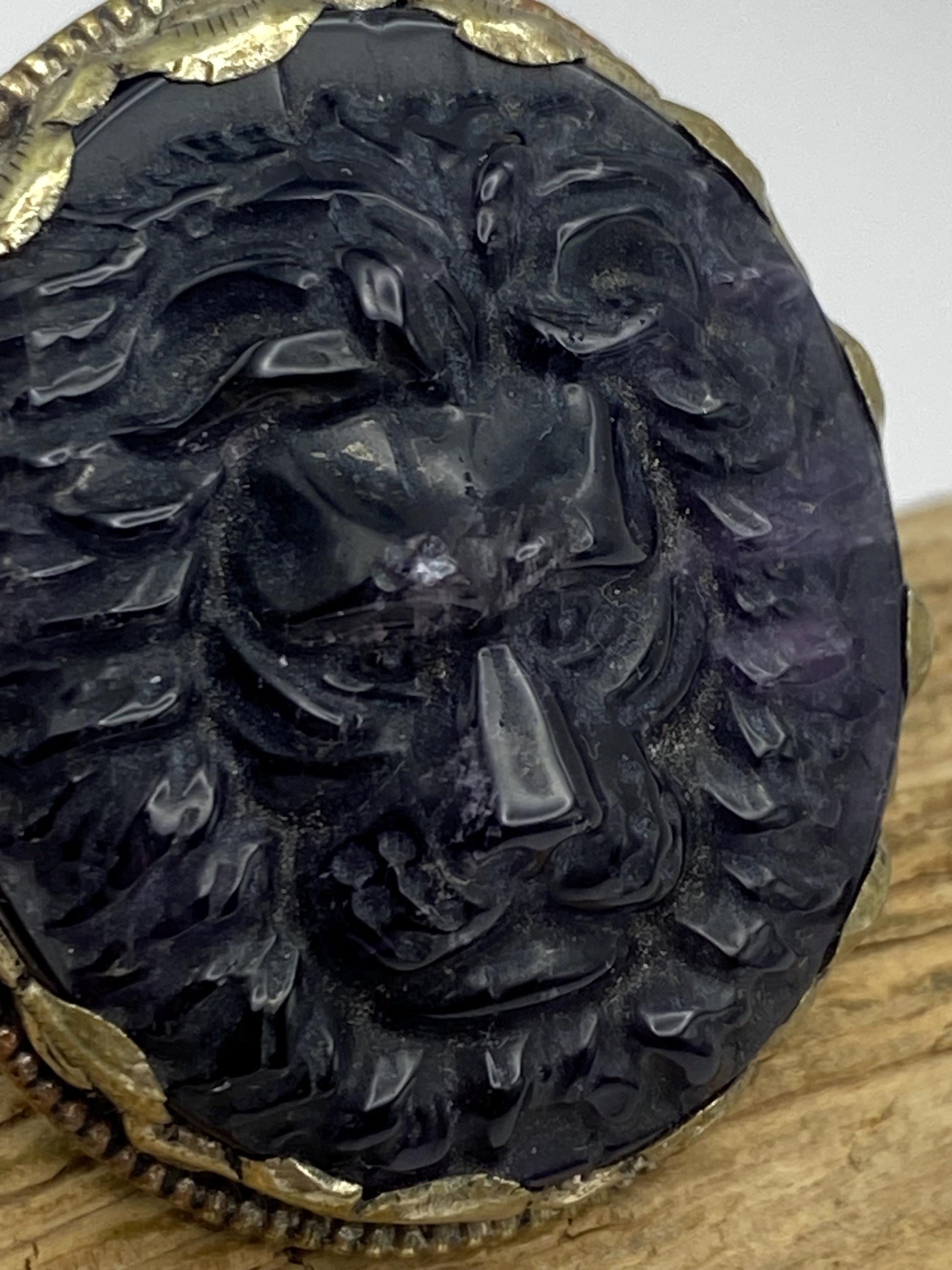 Lion ring, amethyst carved, handcrafted, Tibetan silver,Nepalese,ethnic style