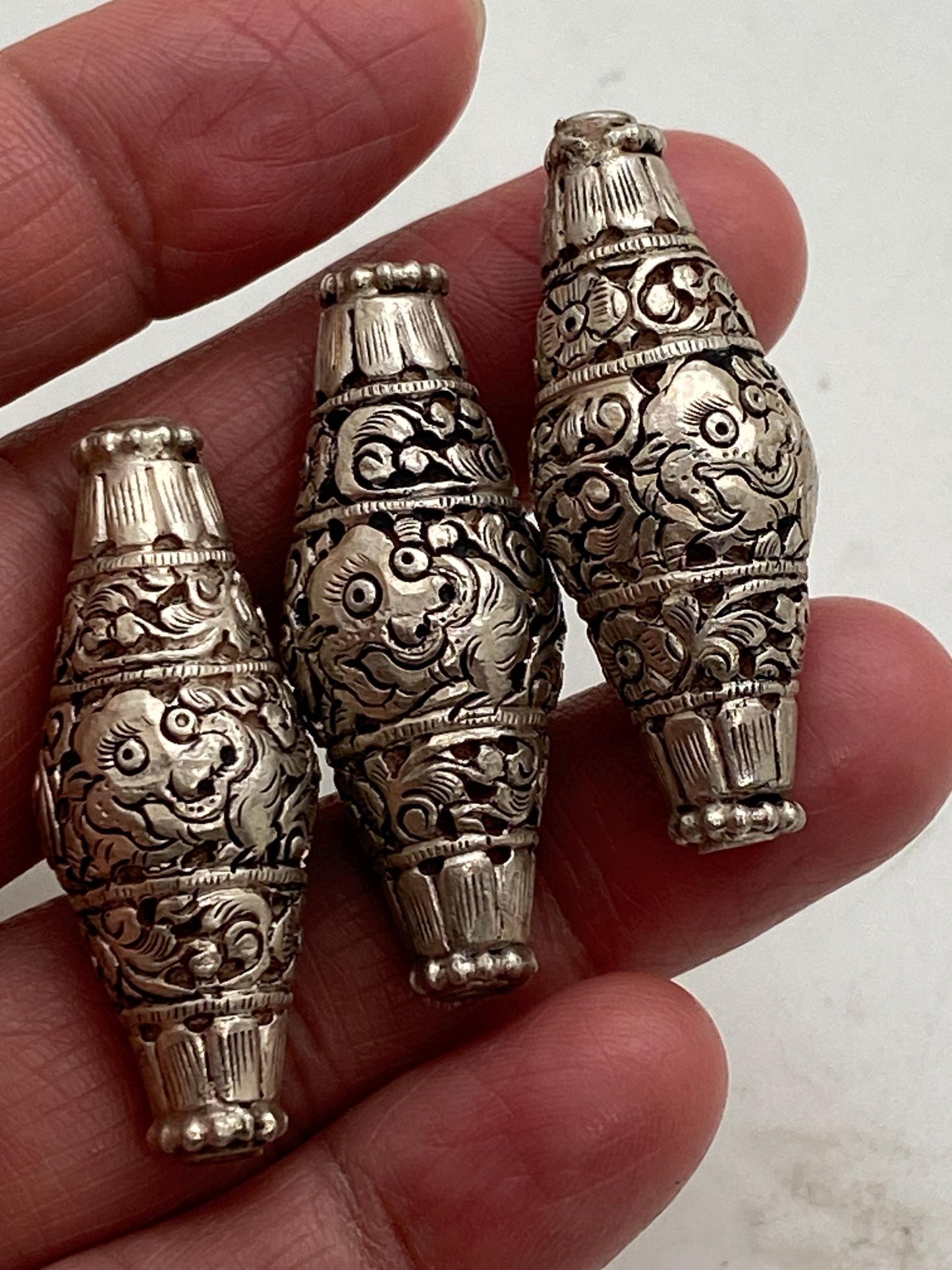 Handcrafted Sterling Silver Tube Bead: Nepalese Fu Dog Floral Design