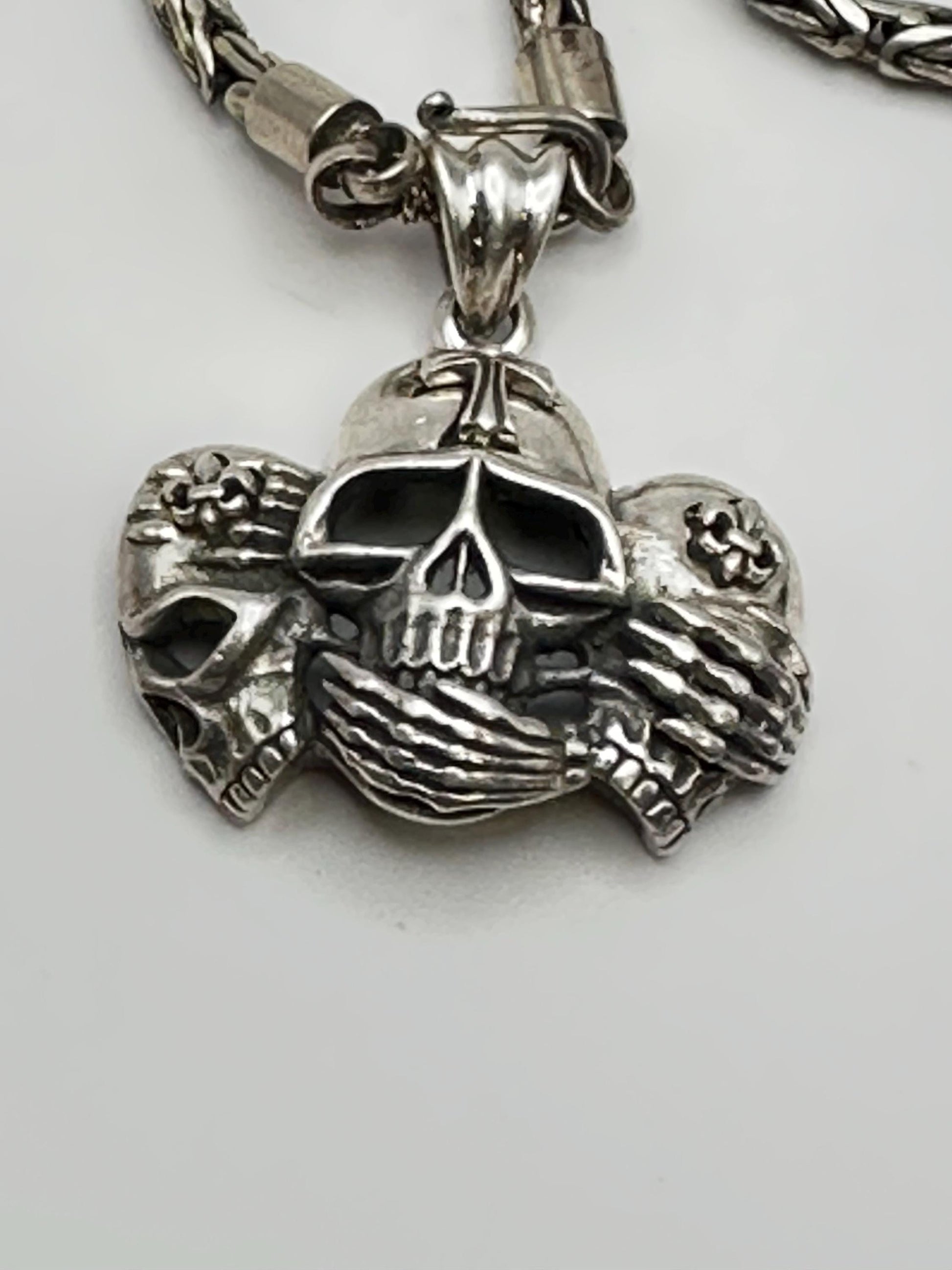 solid silver,three skull pendant,cross pendant ,sterling silver, do not see bad,do not listen bad,do not speak bad,symbol of power