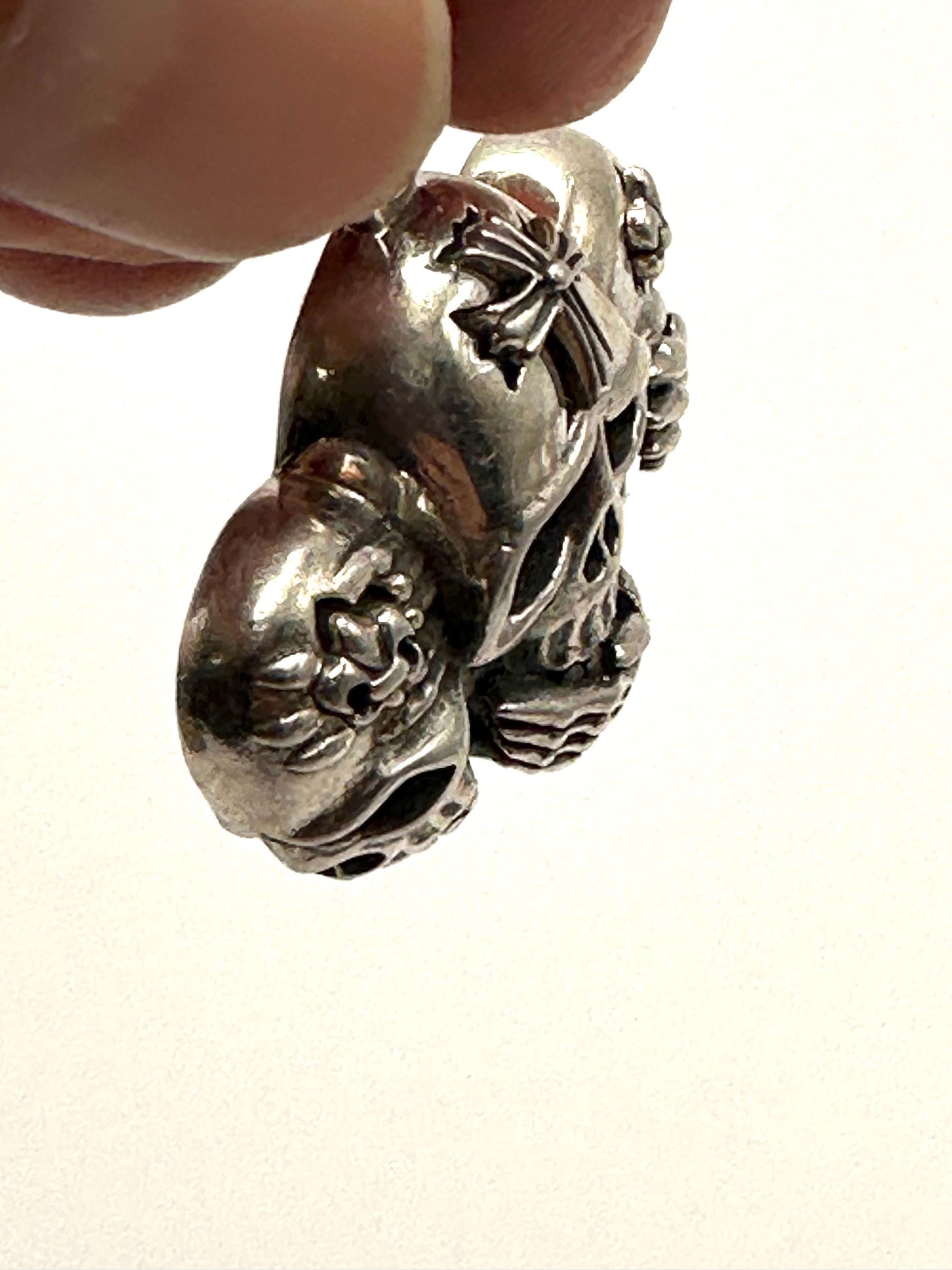 solid silver,three skull pendant,cross pendant ,sterling silver, do not see bad,do not listen bad,do not speak bad,symbol of power