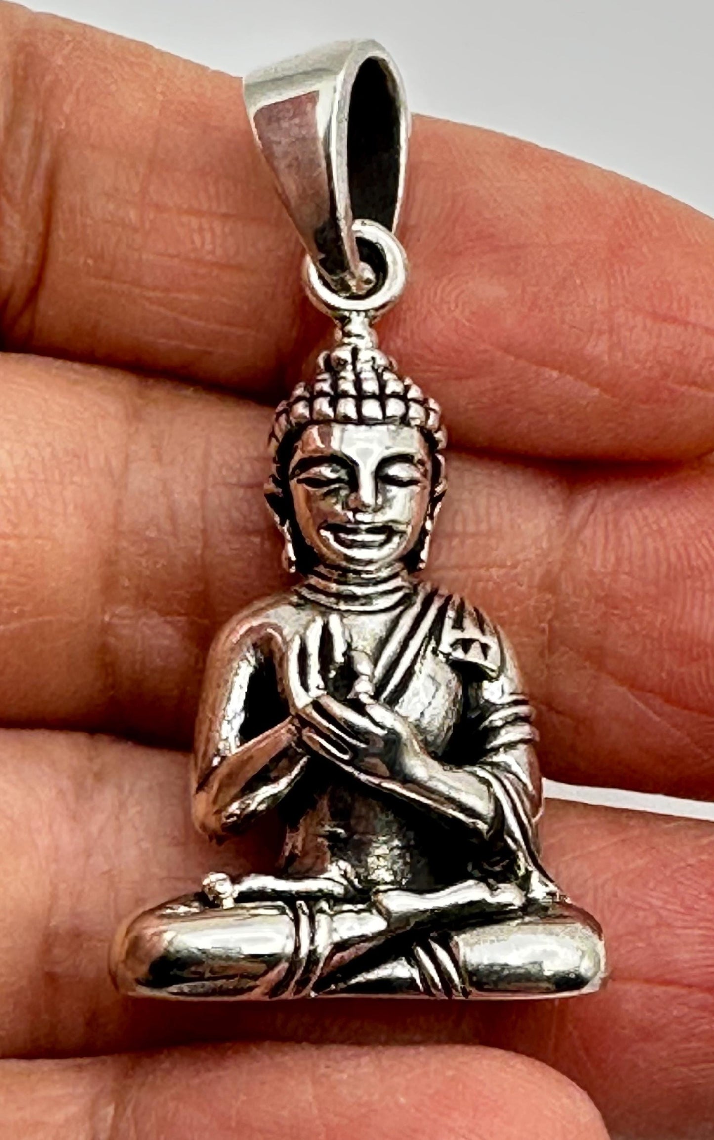 Buddha pendant,sterling silver crafted, meditation,spiritual,amulet,yoga