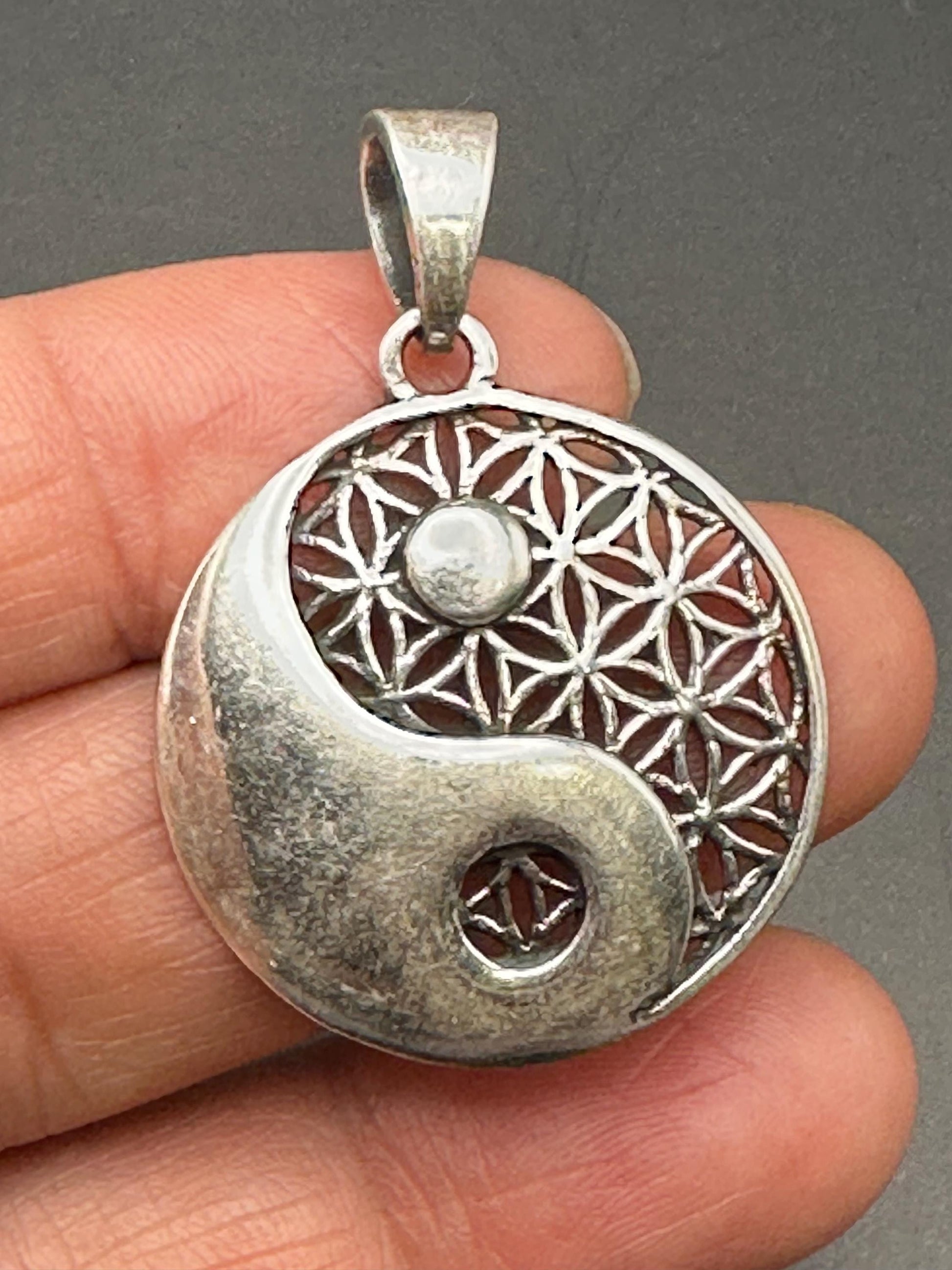 yin yang pendant,sterling silver, balance health and harmony,spiritual balance charm