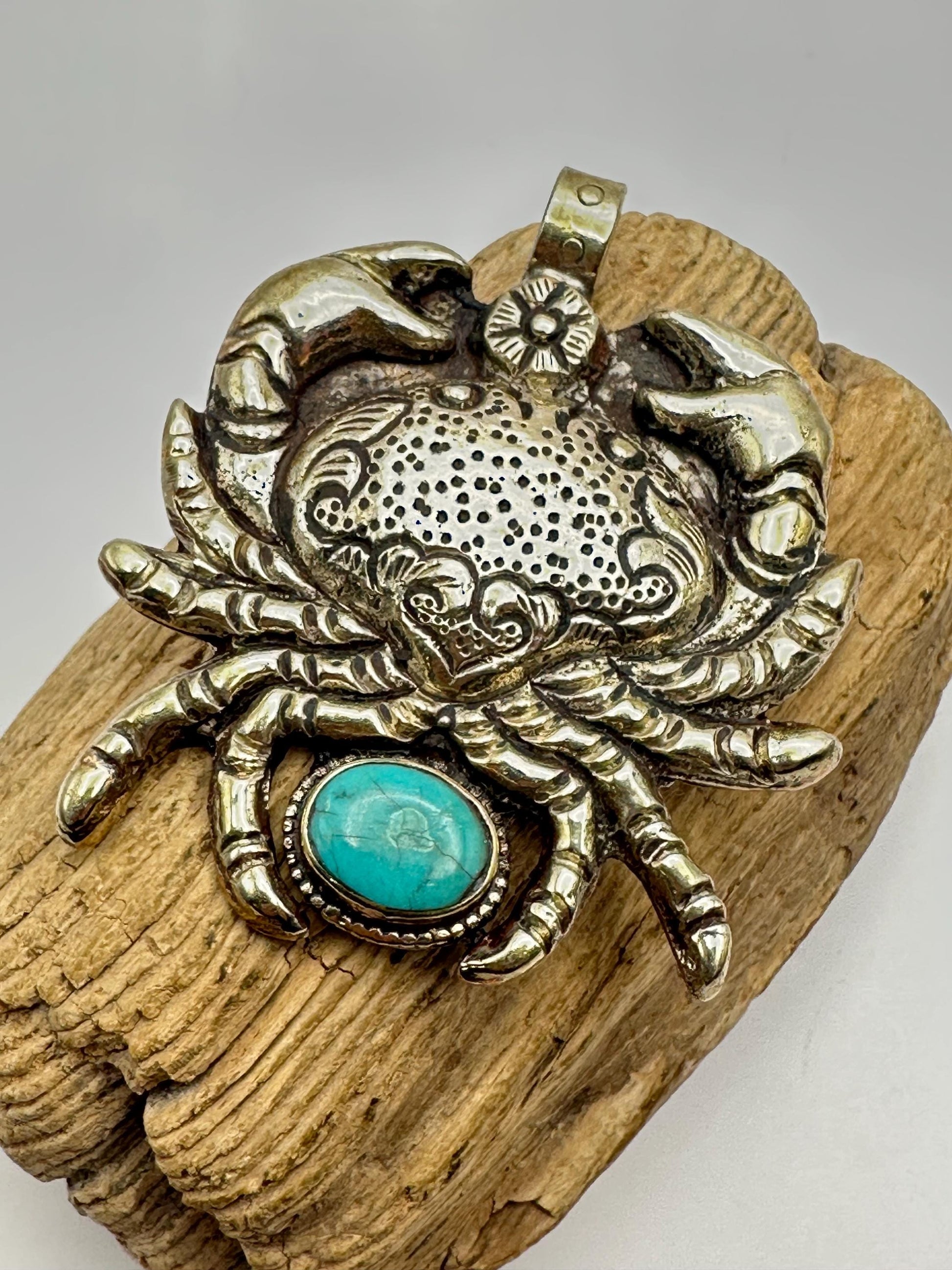 crab pendant, handcrafted, Tibetan silver,Turquoise pendant,Nepalese
