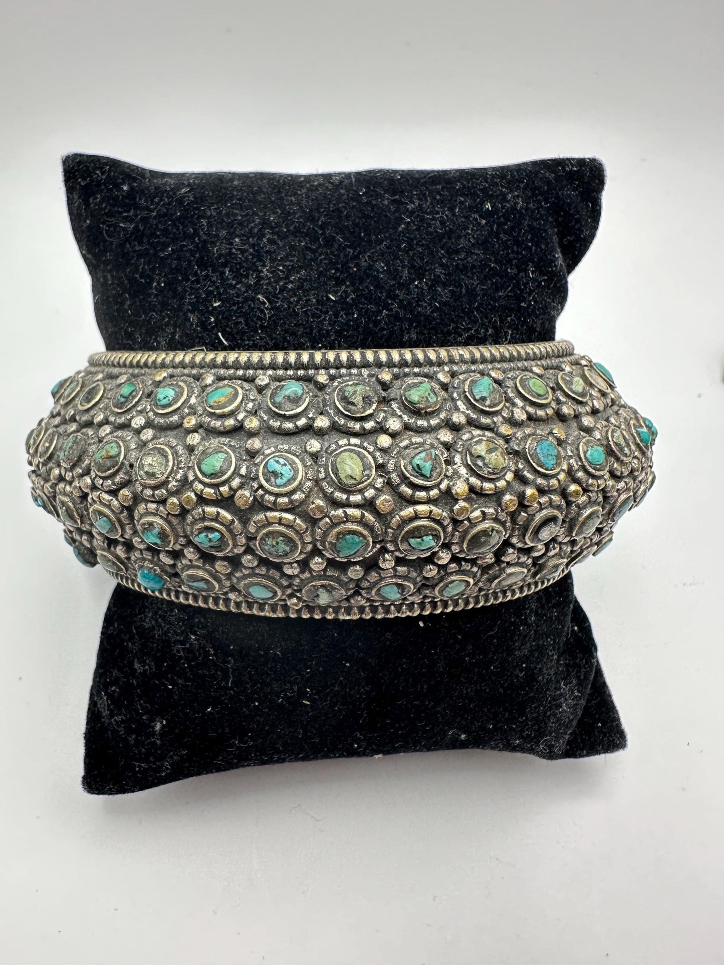 Cuff bracelet,bangle,Turquoise, handcrafted,Tibetan silver,ethnic design,Himalayan,Nepalese