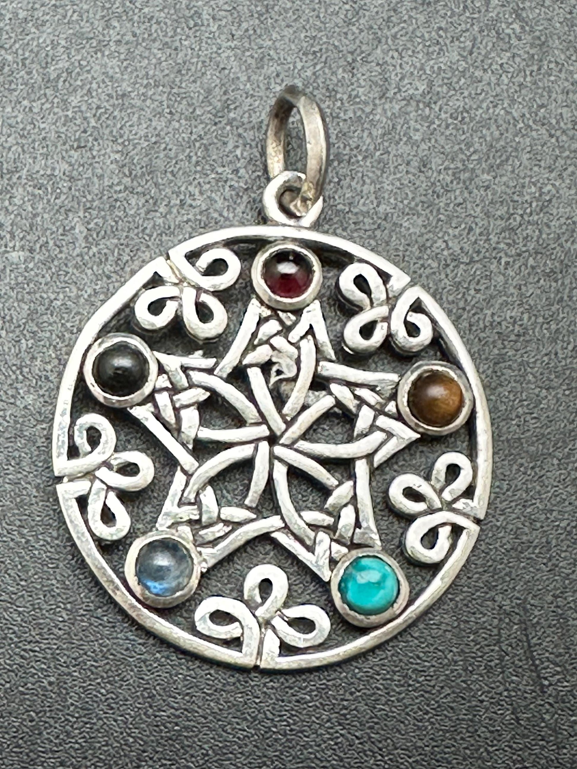 multiple stone pendant,sterling silver,star pendant,handcrafted,five chakra,cabochone,healing, yoga, spiritual