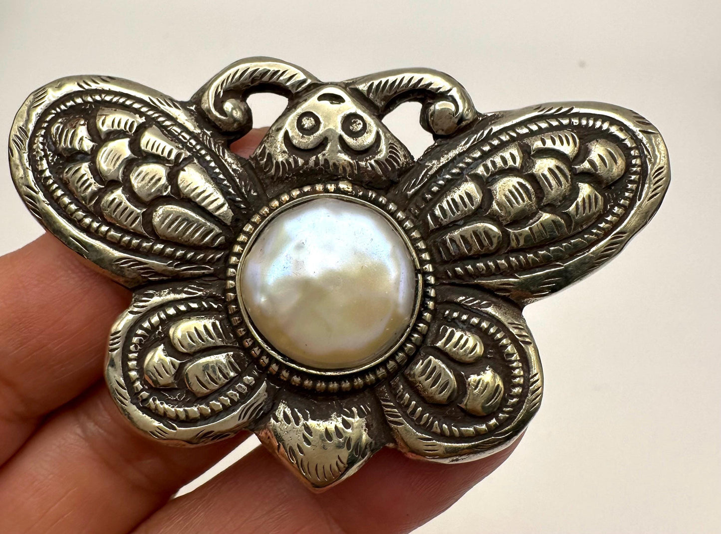 Butterfly pendant,mother of pearl,handcrafted, Tibetan silver,ethnic style,bug pendant, Nepalese