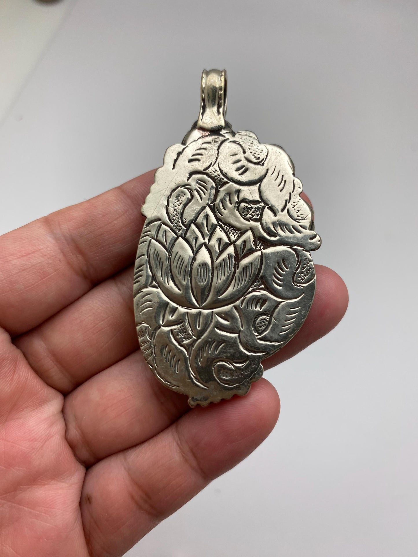 Charoite Pendant, Handcrafted, Tibetan silver, floral design, ethnic style, Nepalese