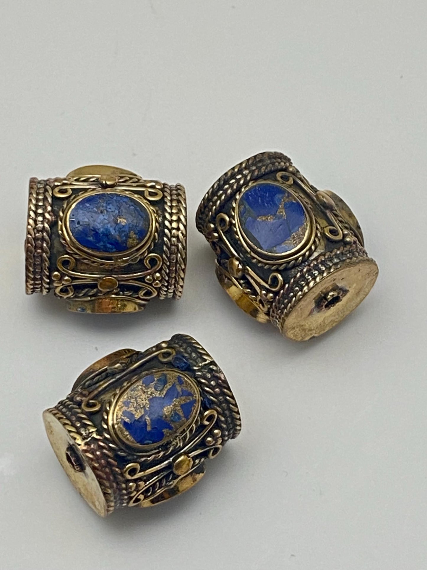 Handcrafted Brass & Lapis Bead: Ethnic Tribal Jewelry (38mmX25mm, 17gm)