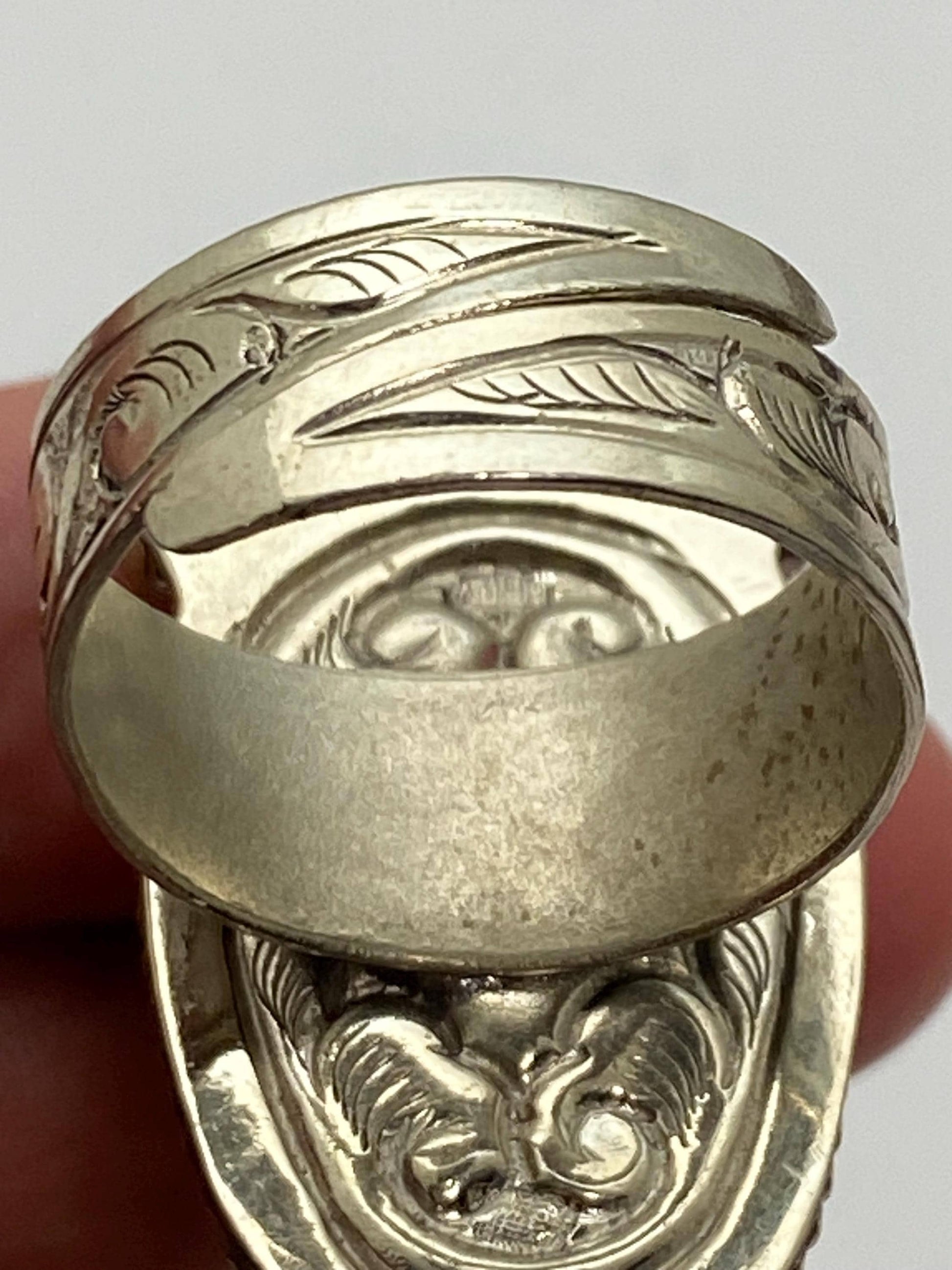 skull ring, labradorite ring, handcrafted, Tibetan silver, floral, adjustable, ethnic style, Nepalese, Himalayan