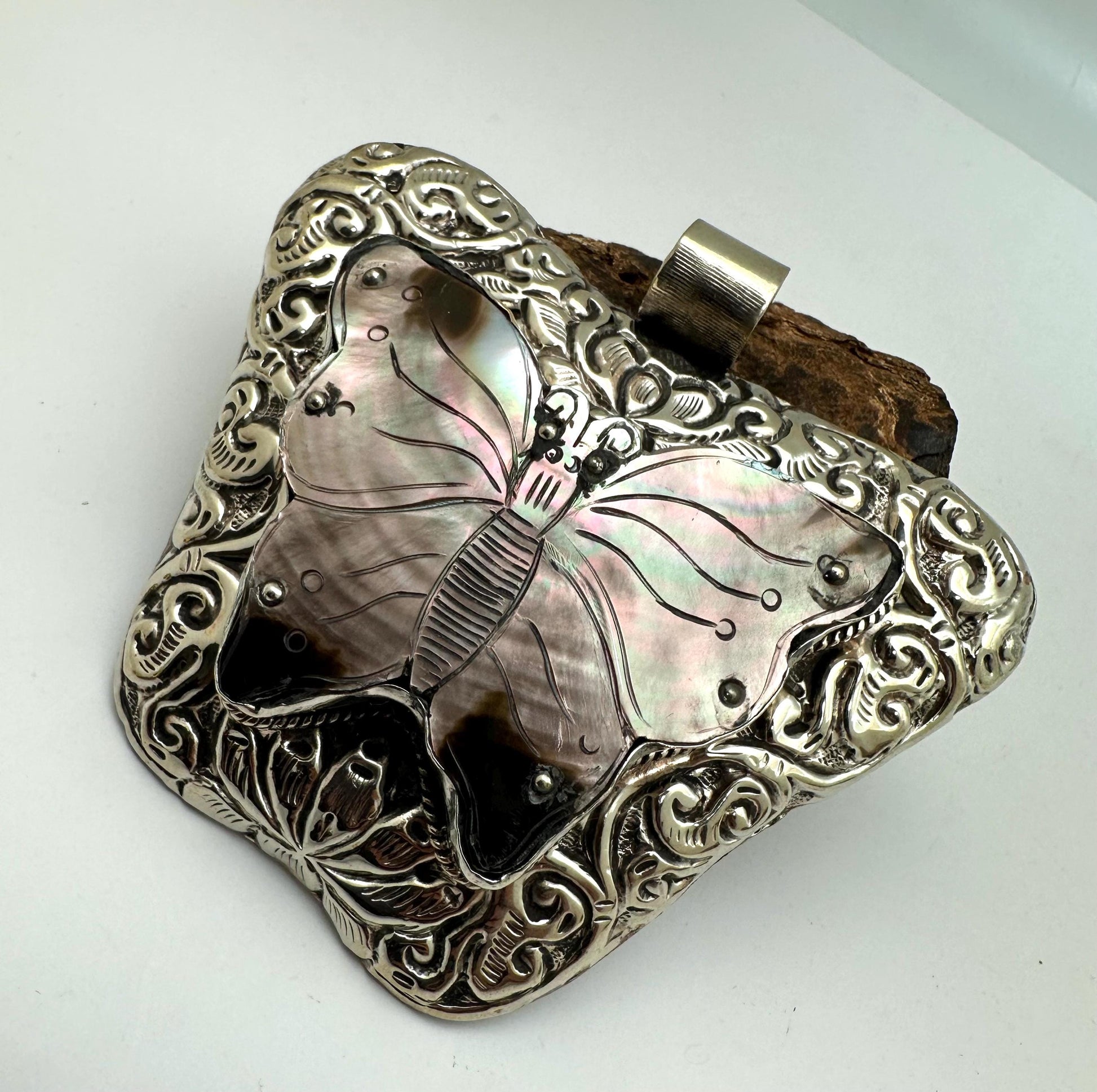 Large abalone Butterfly, mother of pearl, handcrafted, Tibetan silver, Nepalese, ethnic style, Bug pendant
