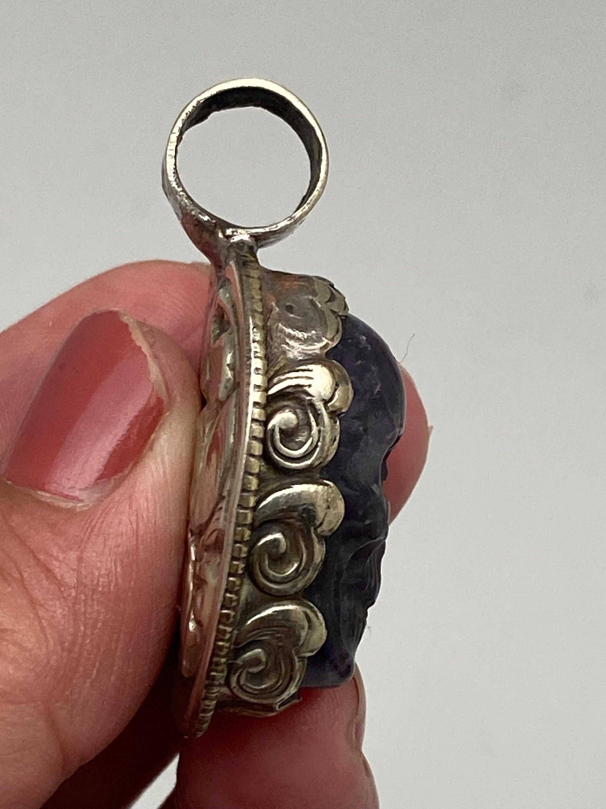 Amethyst carved skull pendant, handcrafted, Tibetan silver, ethnic style, Nepalese
