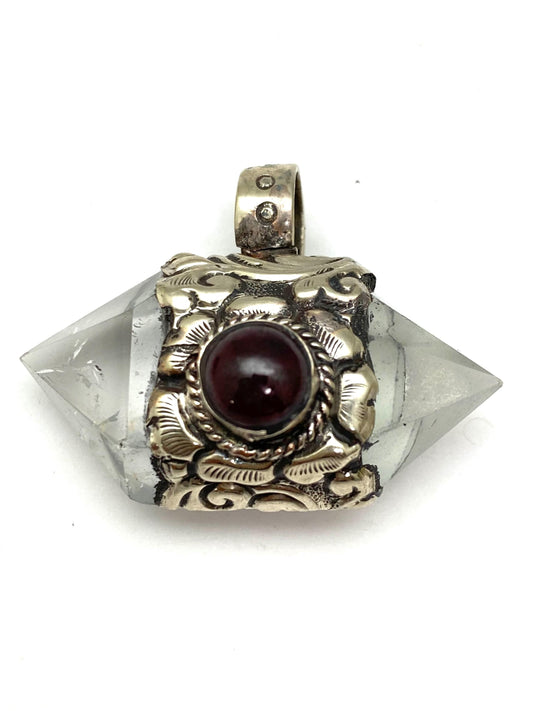 Double point pendant, garnet, handcrafted, Tibetan silver, ethnic style,quartz crystal, Nepalese