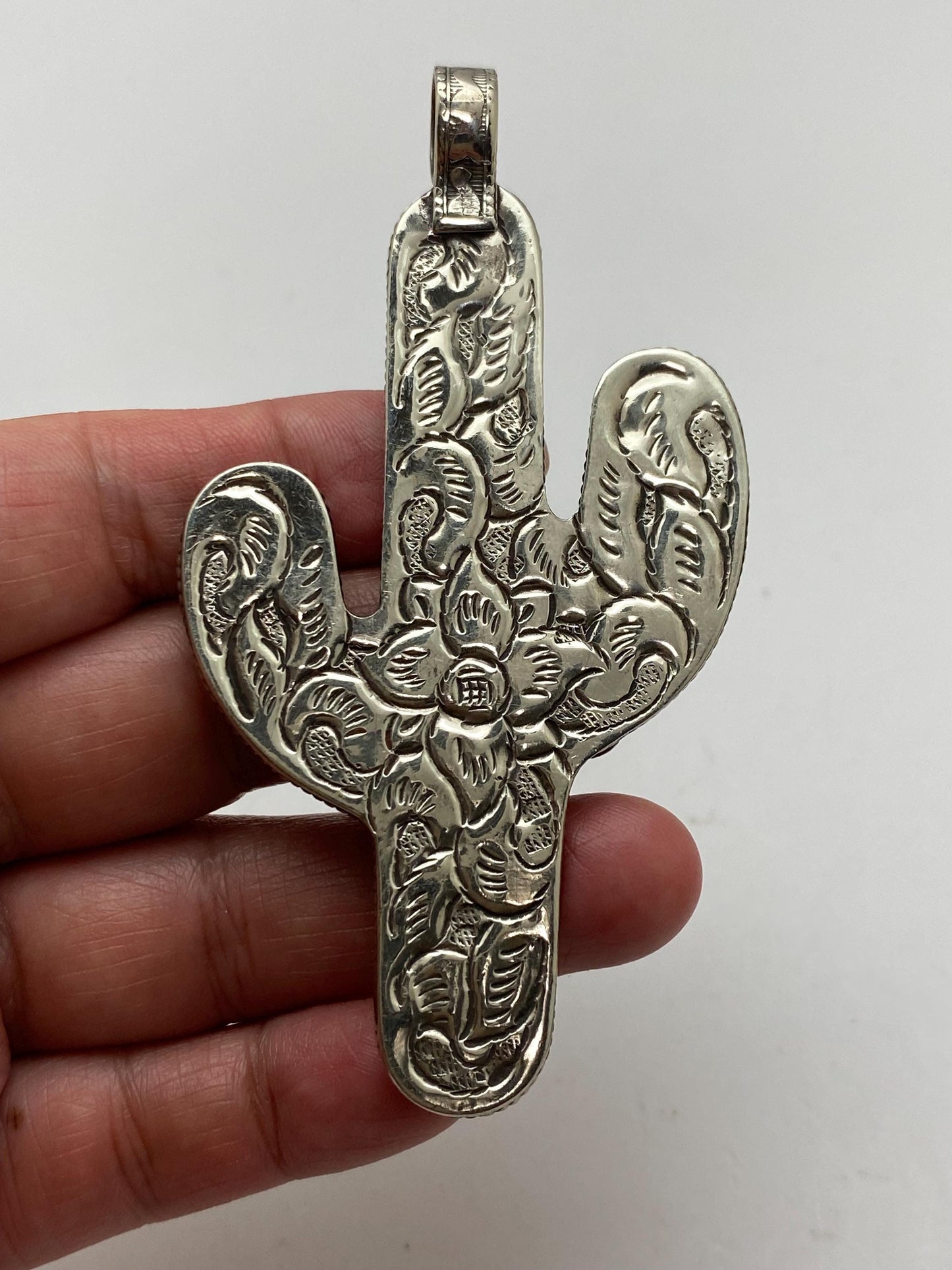 cactus pendant,handcrafted,Tibetan silver,turquoise,floral pendant,Nepalese