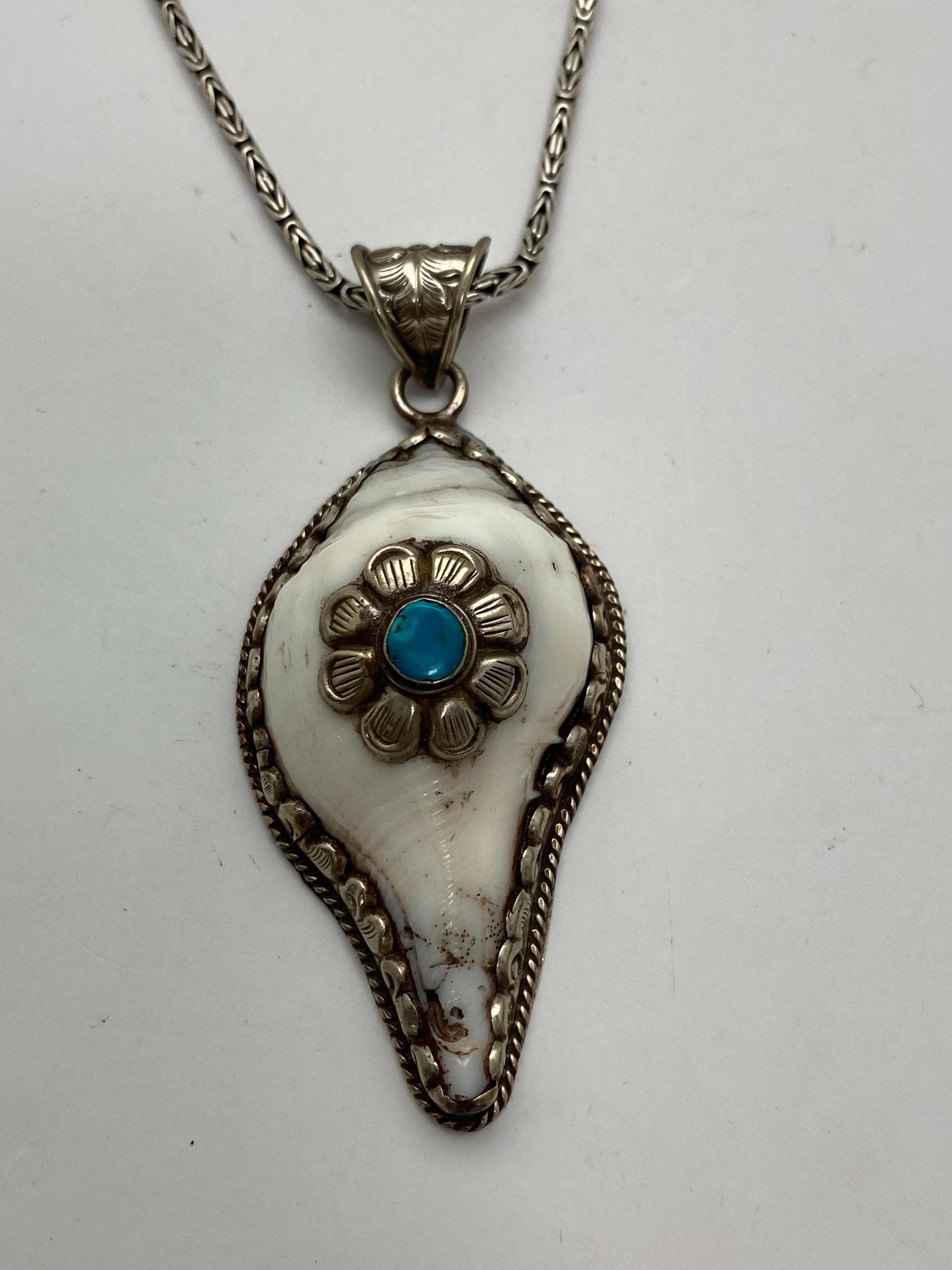Conch shell pendant, handcrafted, turquoise, Tibetan silver, Nepalese