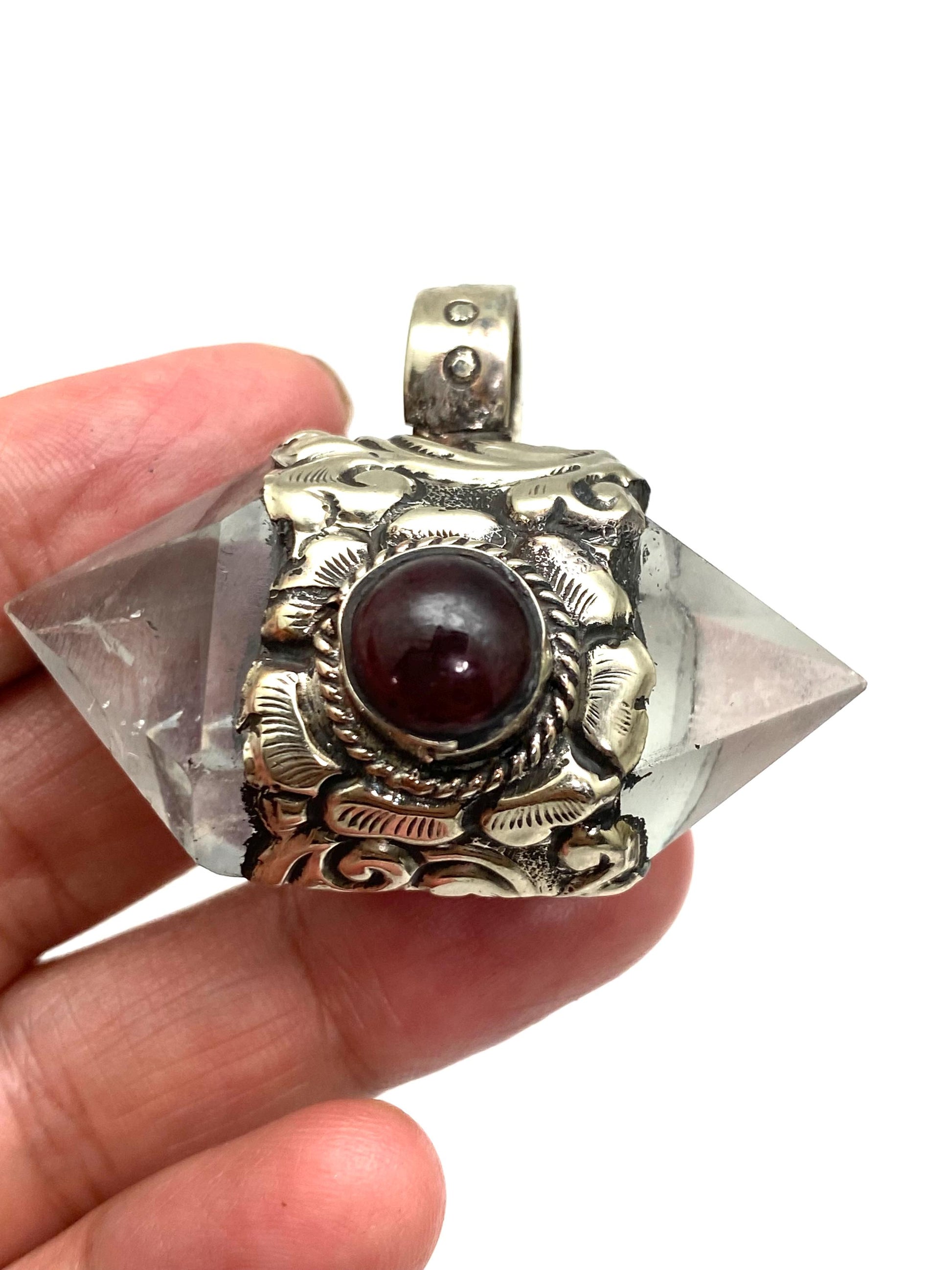Double point pendant, garnet, handcrafted, Tibetan silver, ethnic style,quartz crystal, Nepalese