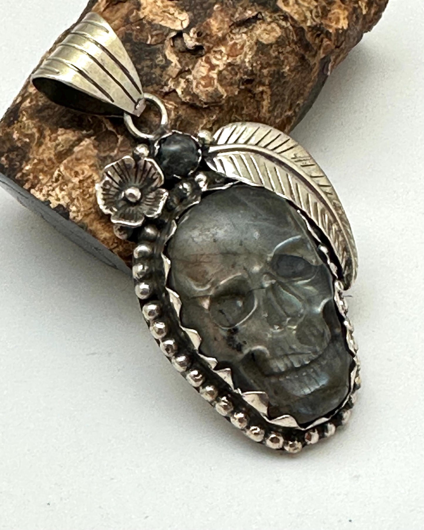 Handcrafted, Labradorite Skull Pendant,Tibetan Silver, Floral, Ethnic style