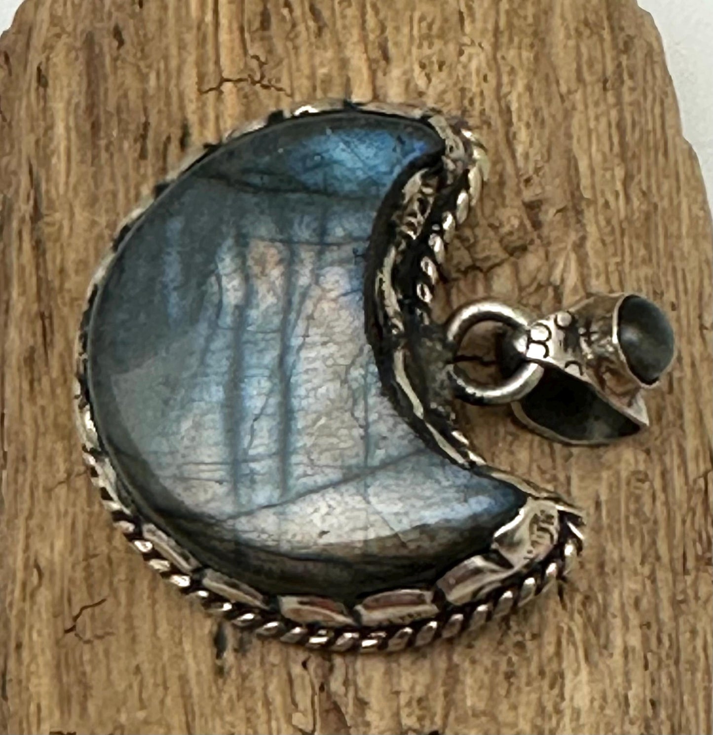 labradorite pendant,, moon pendant,handcrafted, Tibetan silver, Ethnic style, Himalayan, Nepalese
