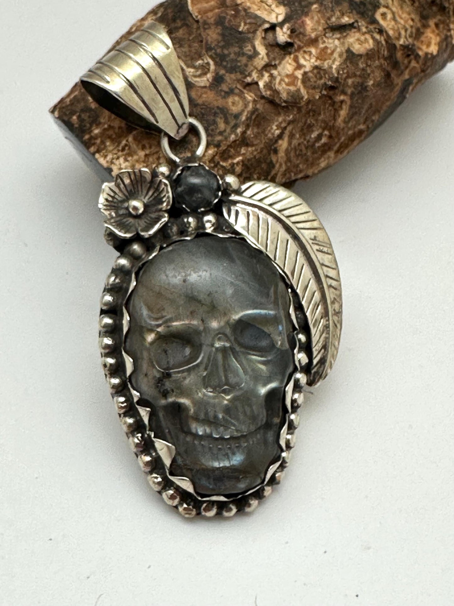 Handcrafted, Labradorite Skull Pendant,Tibetan Silver, Floral, Ethnic style