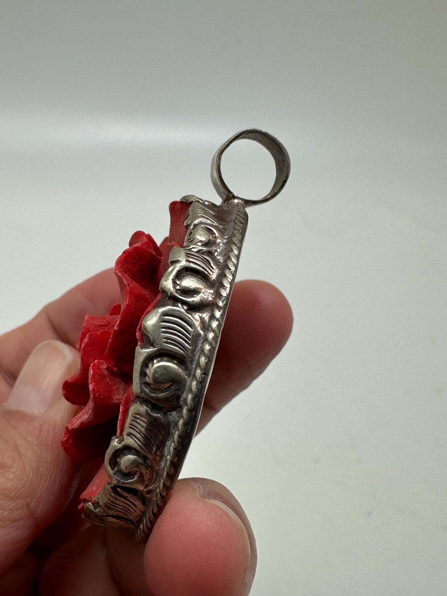 Flower pendant, red resin rose pendant,handcrafted, tibetan silver, ethnic style, Nepalese,52mmX41mm