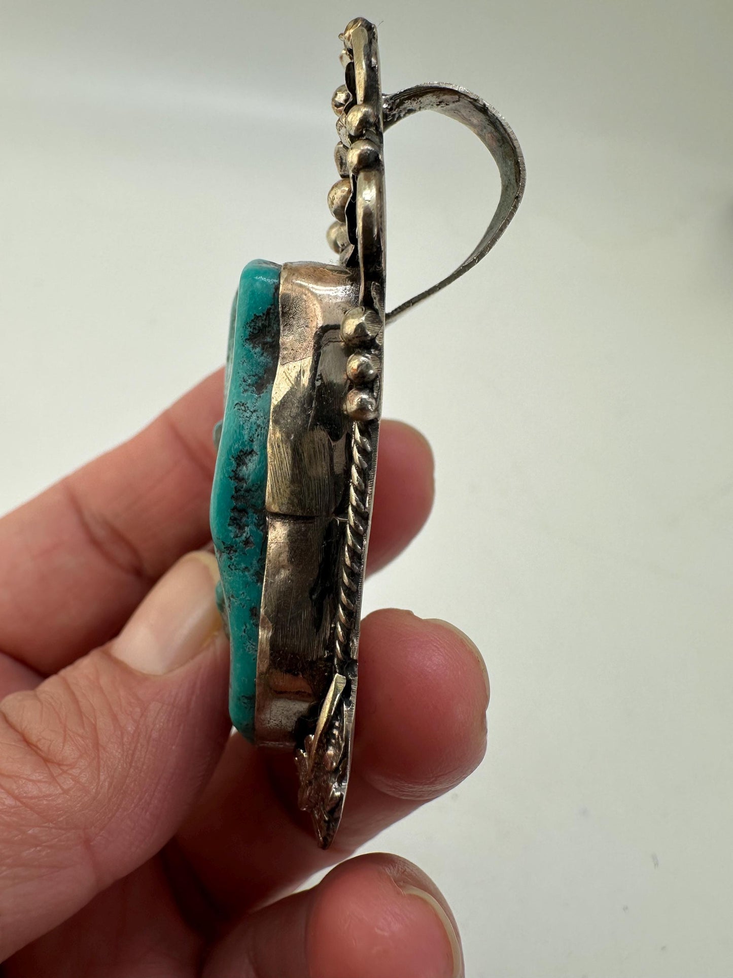 turquoise pendant, handcrafted,tibetan silver, flower,floral design,ethnic style