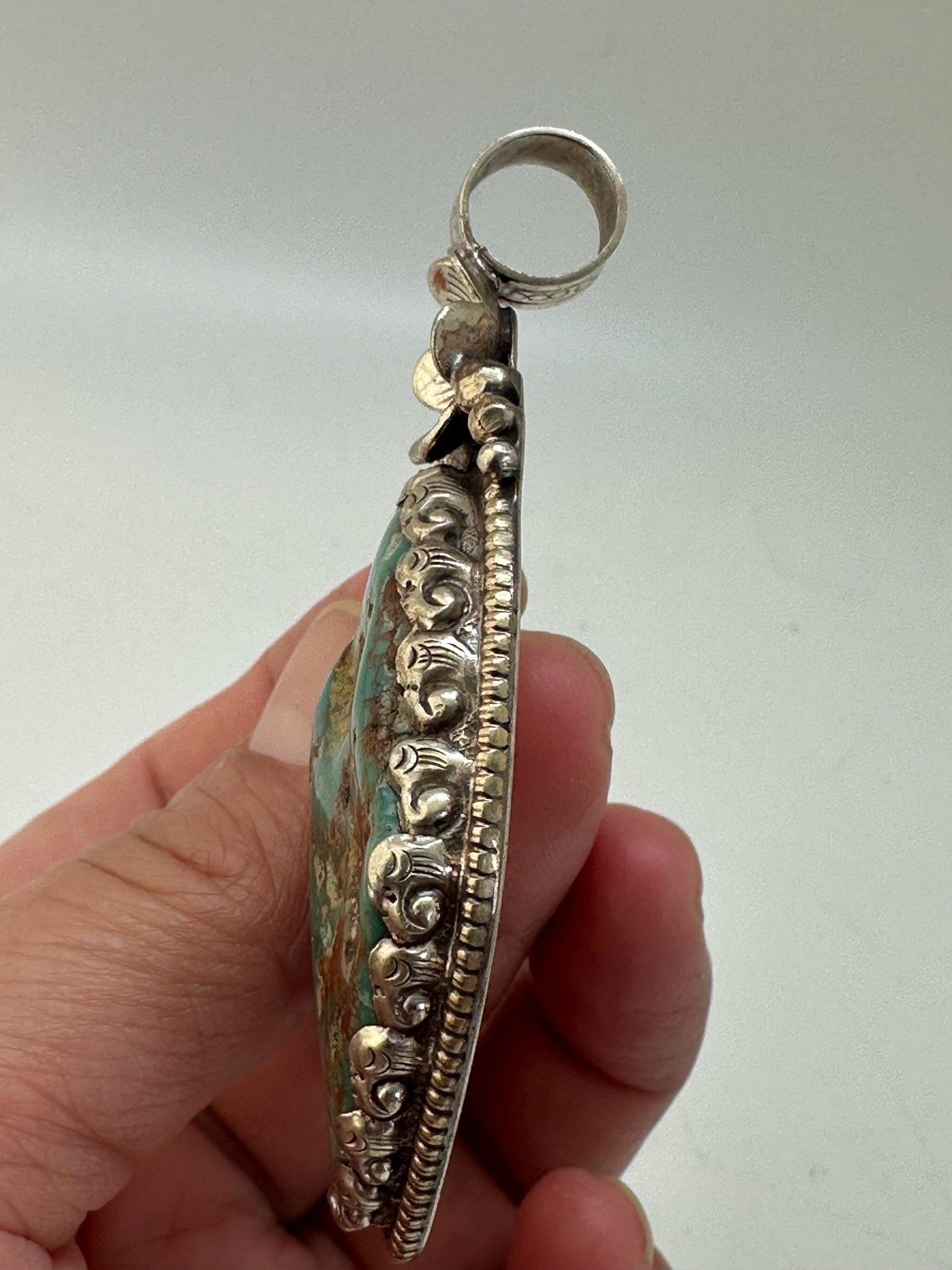 turquoise pendant ,handcrafted, tibetan silver, floral design, ethnic style,Nepalese