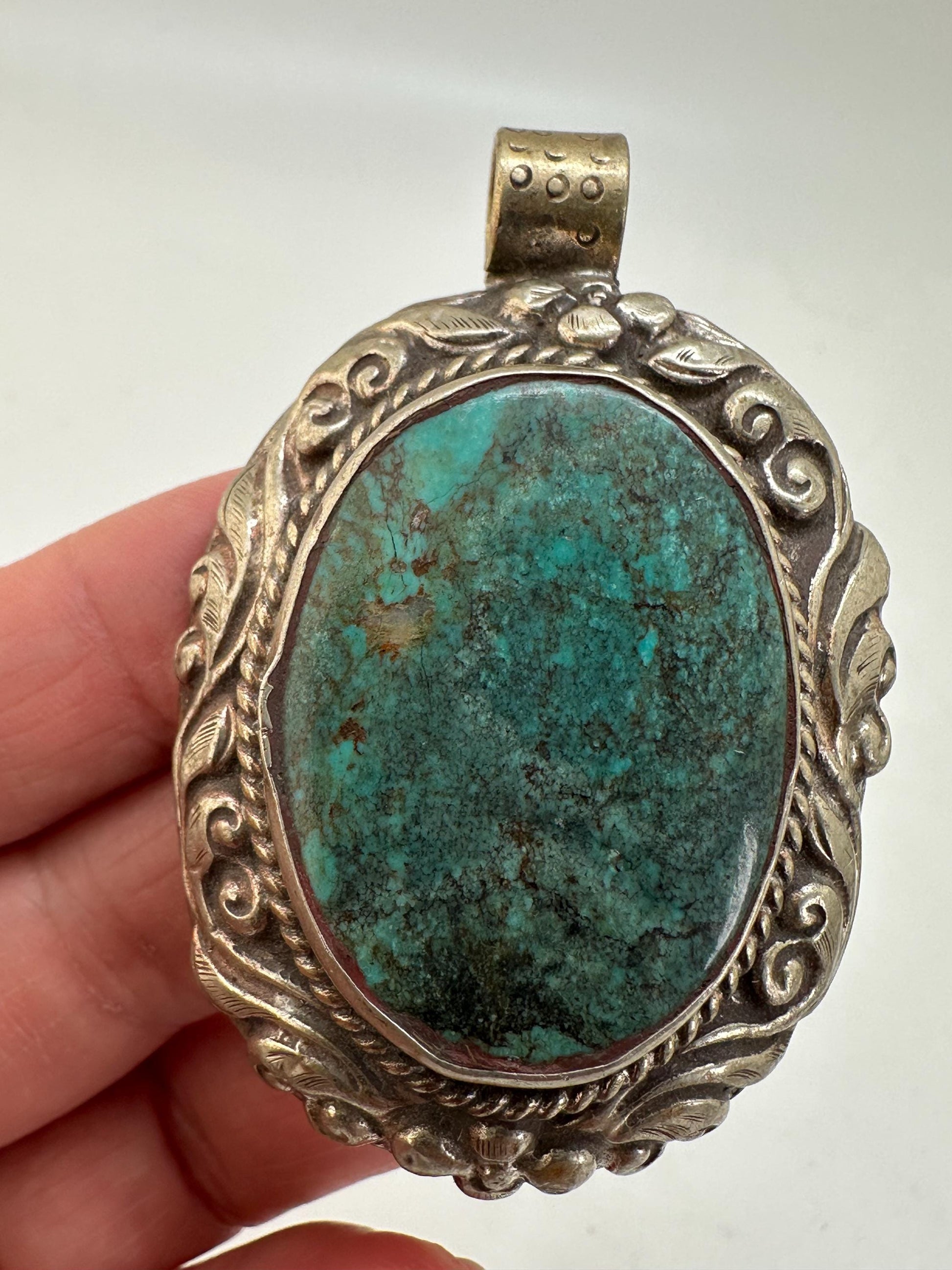 turquoise pendant, handcrafted,tibetan repousse silver,ethnic style,Nepalese 52mmX32mm