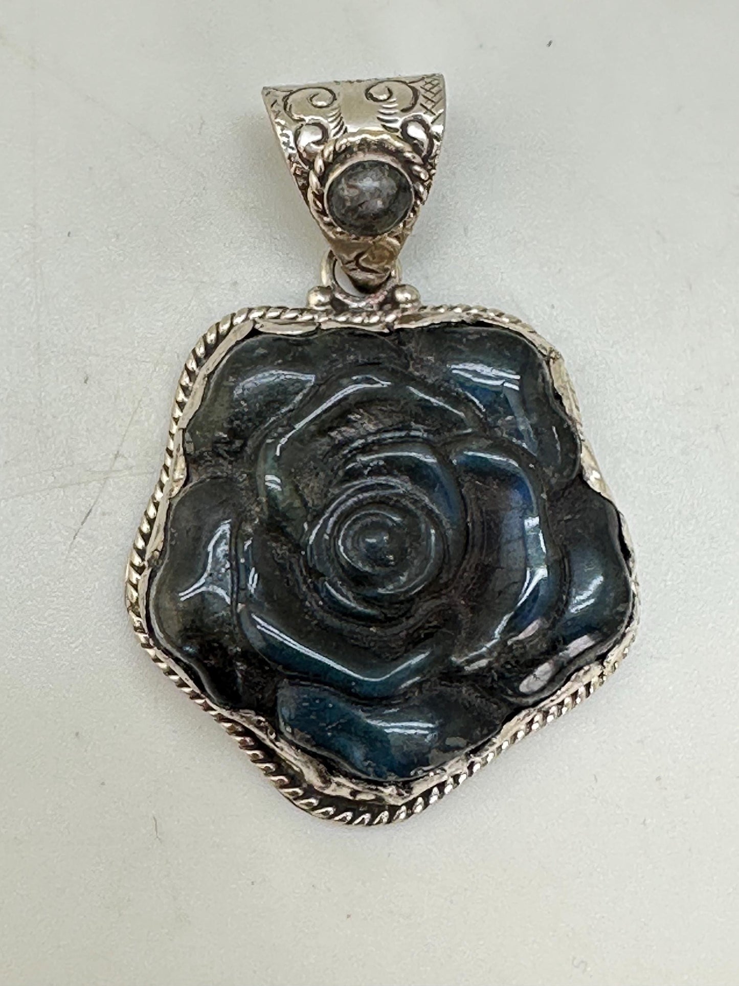 Rose pendant, labradorite carved,handcrafted,Tibetan silver,32.7X52.3mm and weighs about 33gm