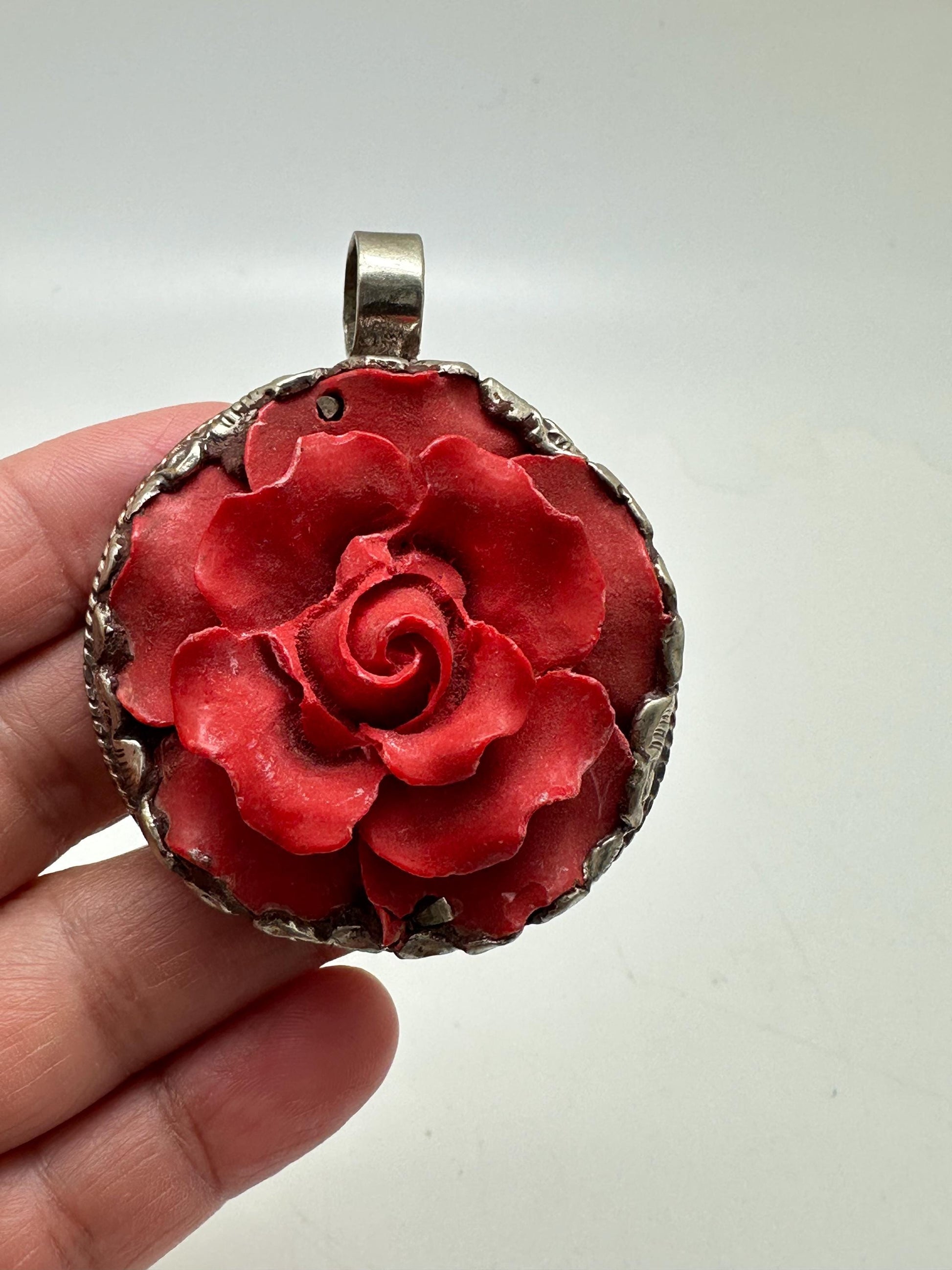 Flower pendant, red resin rose pendant,handcrafted, tibetan silver, ethnic style, Nepalese,52mmX41mm