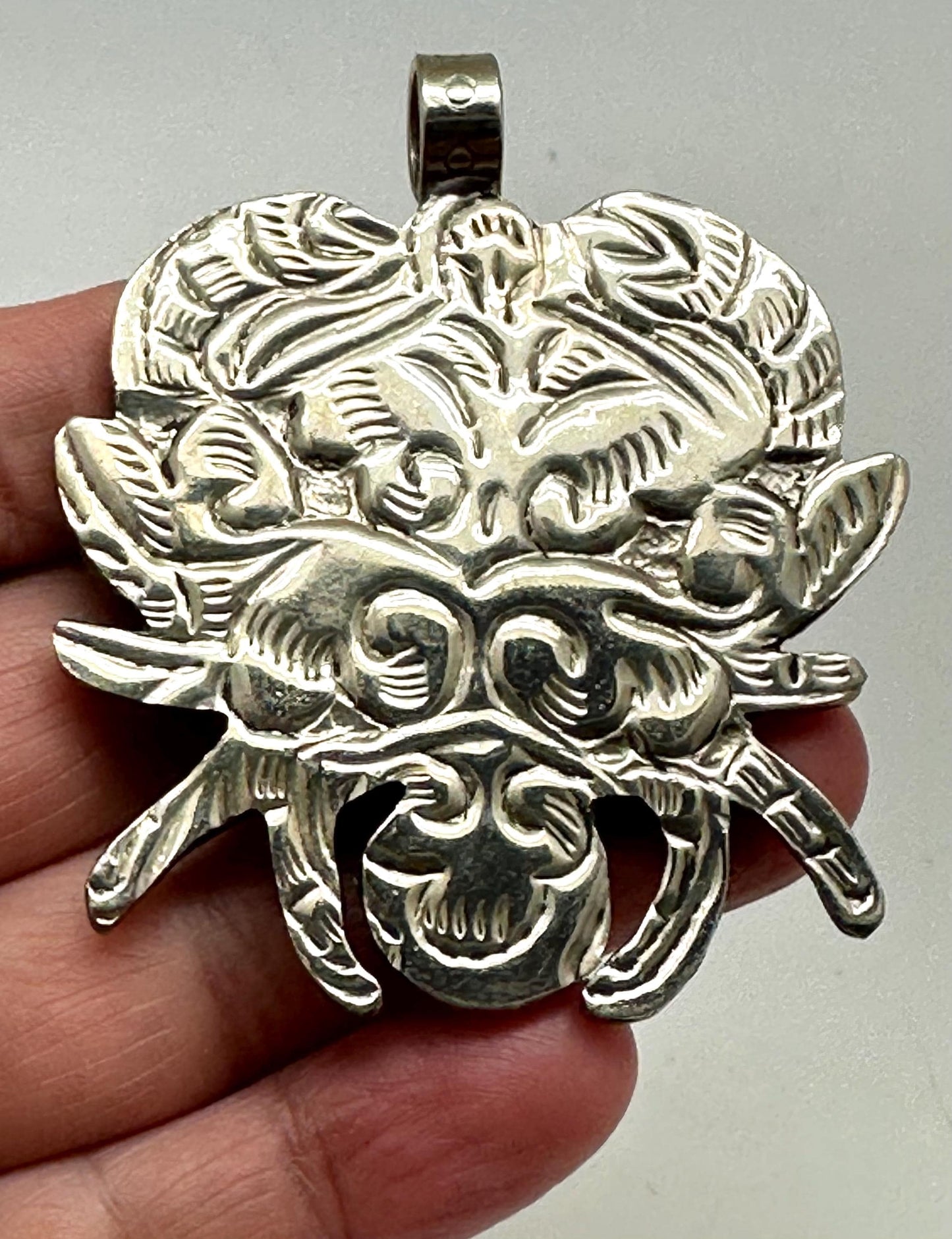 crab pendant, coral,turquoise,handcrafted,tibetan silver, ethnic style,Nepalese,53X45mm