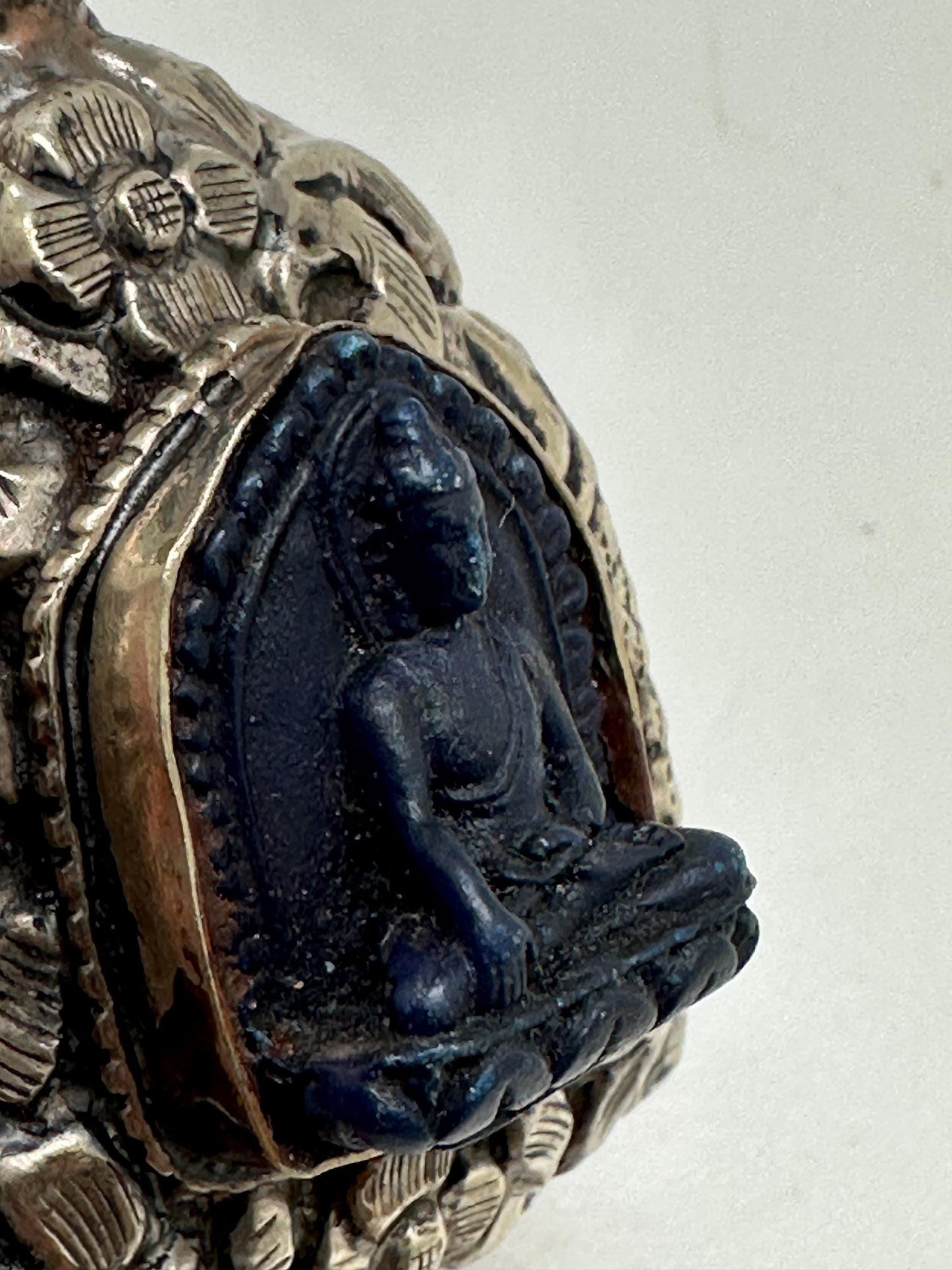 Buddha pendant,Lapis pendant,handcrafted, Tibetan Repousse silver,Himalayan,Nepalese 54mmX37mm