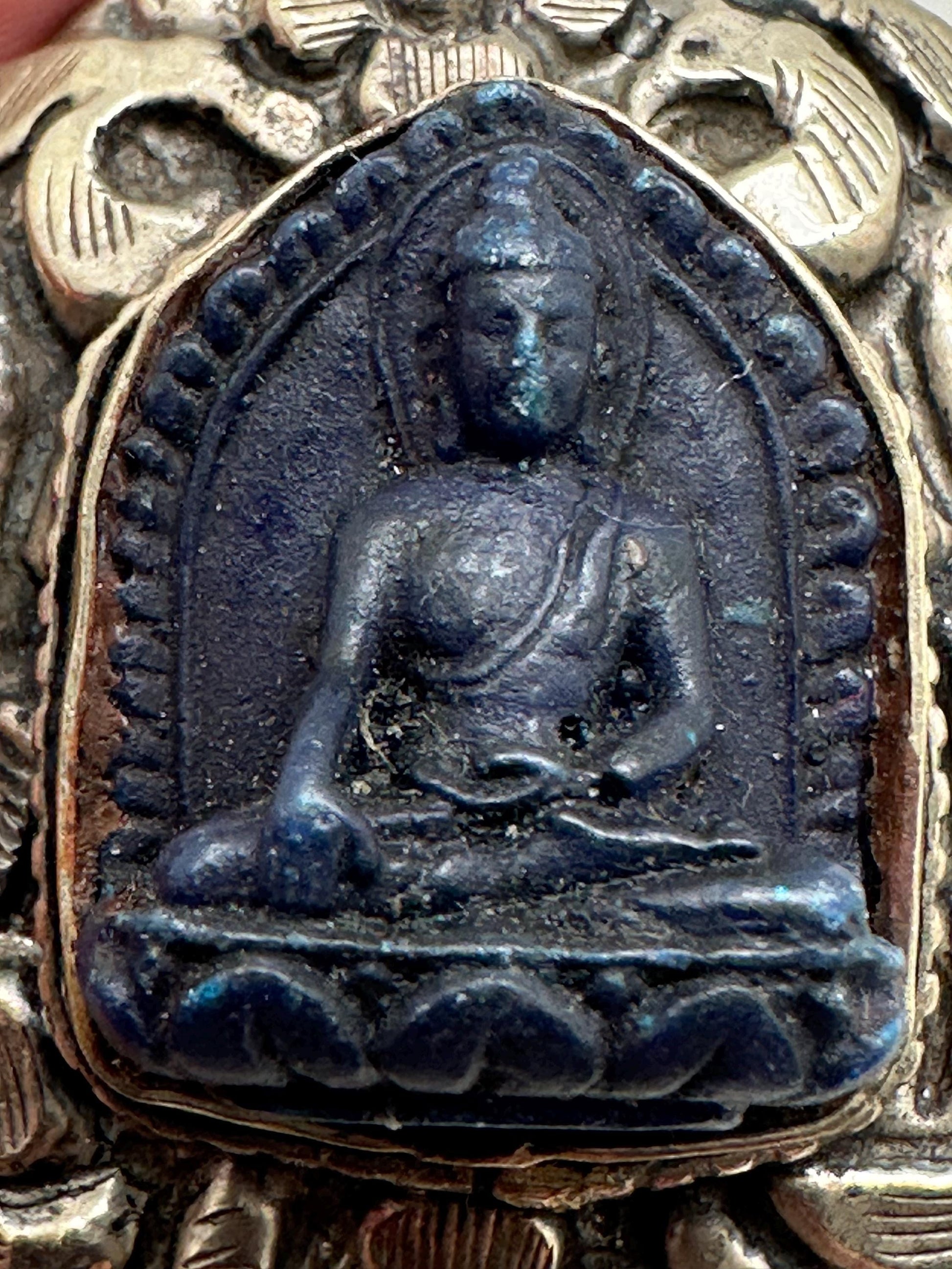 Buddha pendant,Lapis pendant,handcrafted, Tibetan Repousse silver,Himalayan,Nepalese 54mmX37mm